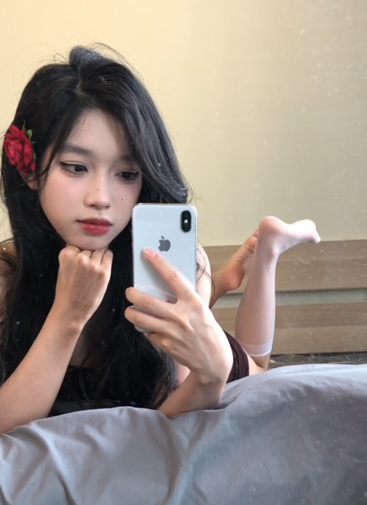 B站晴天小猪定制足控拍脚合辑 [92/9.5G]插图6