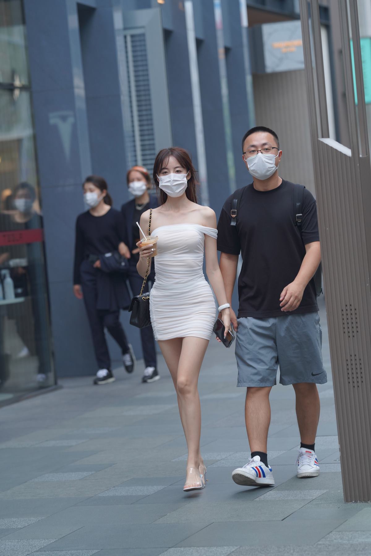 精选街拍作品 NO.4176 白色褶皱修身裙[108P/273MB]插图