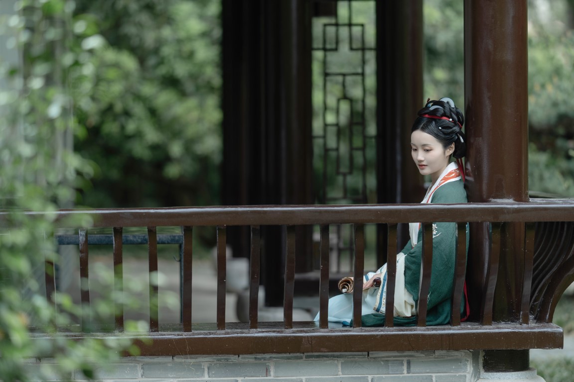 [YITUYU艺图语]2022.10.31 画莫叶 默默[25+1P/272MB]插图2