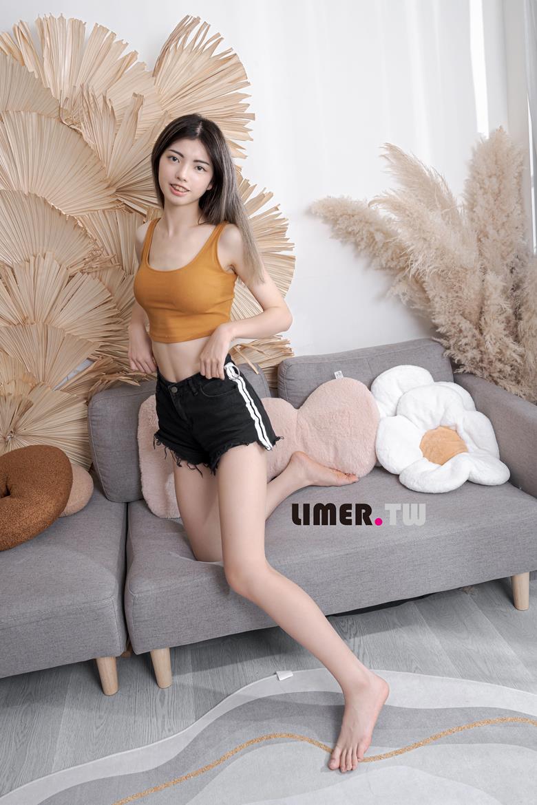 Limerence 103 Lily 捨不得换の 旧鞋 x 灵活脚脚噜爆宝特瓶 [215P/2V/1.43G]插图3