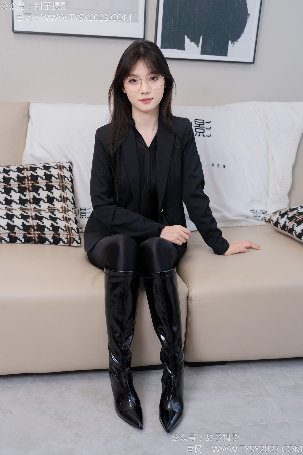 甜予摄影完整版-119期：璇璇-长靴、黑丝（脚尖加固）[127P/2V/10.1G]插图4