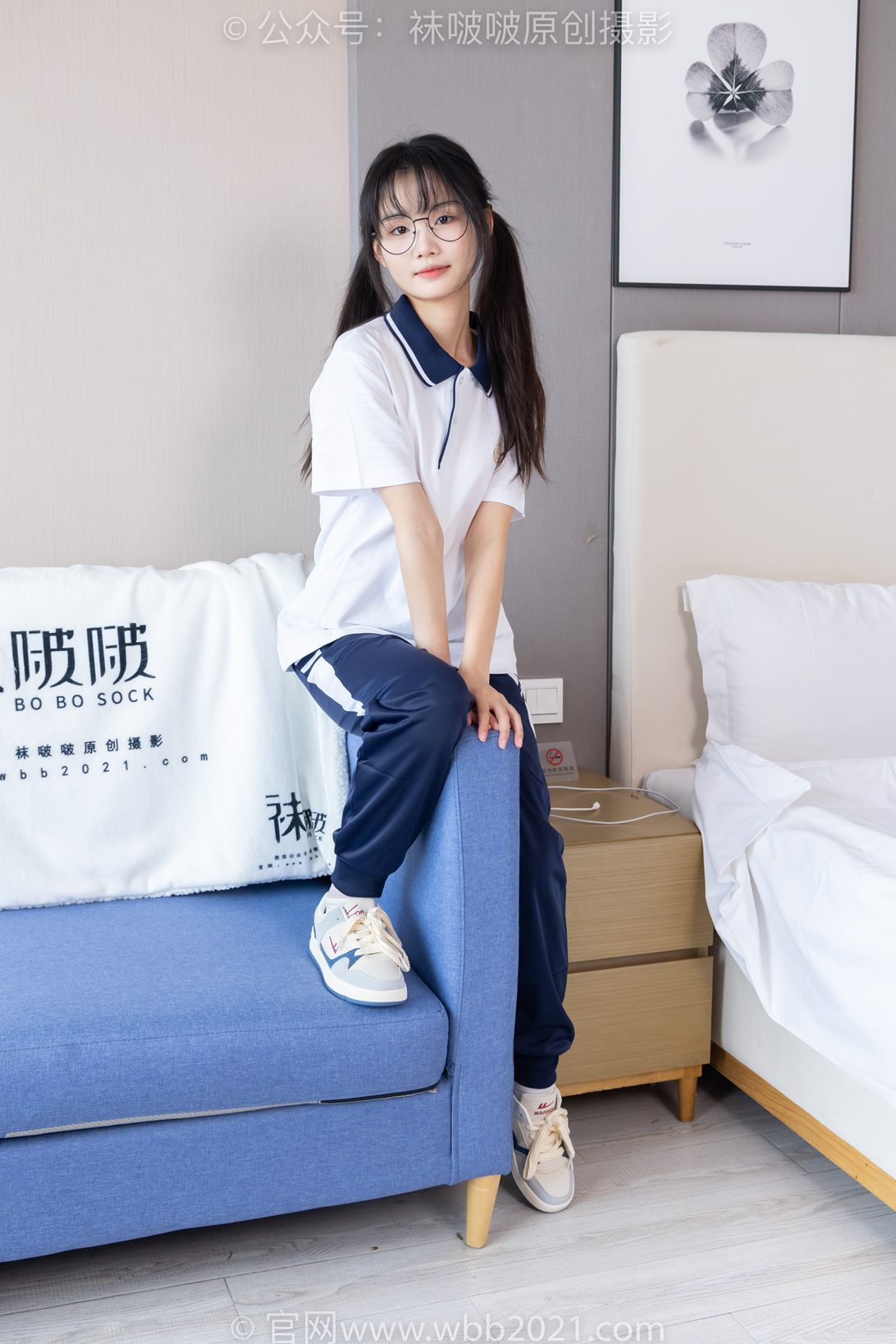 袜啵啵446期：甜甜圈-板鞋、白棉袜、白丝（脚尖加固款）、校服裤里丝 [150P/1V/6.09G]插图5