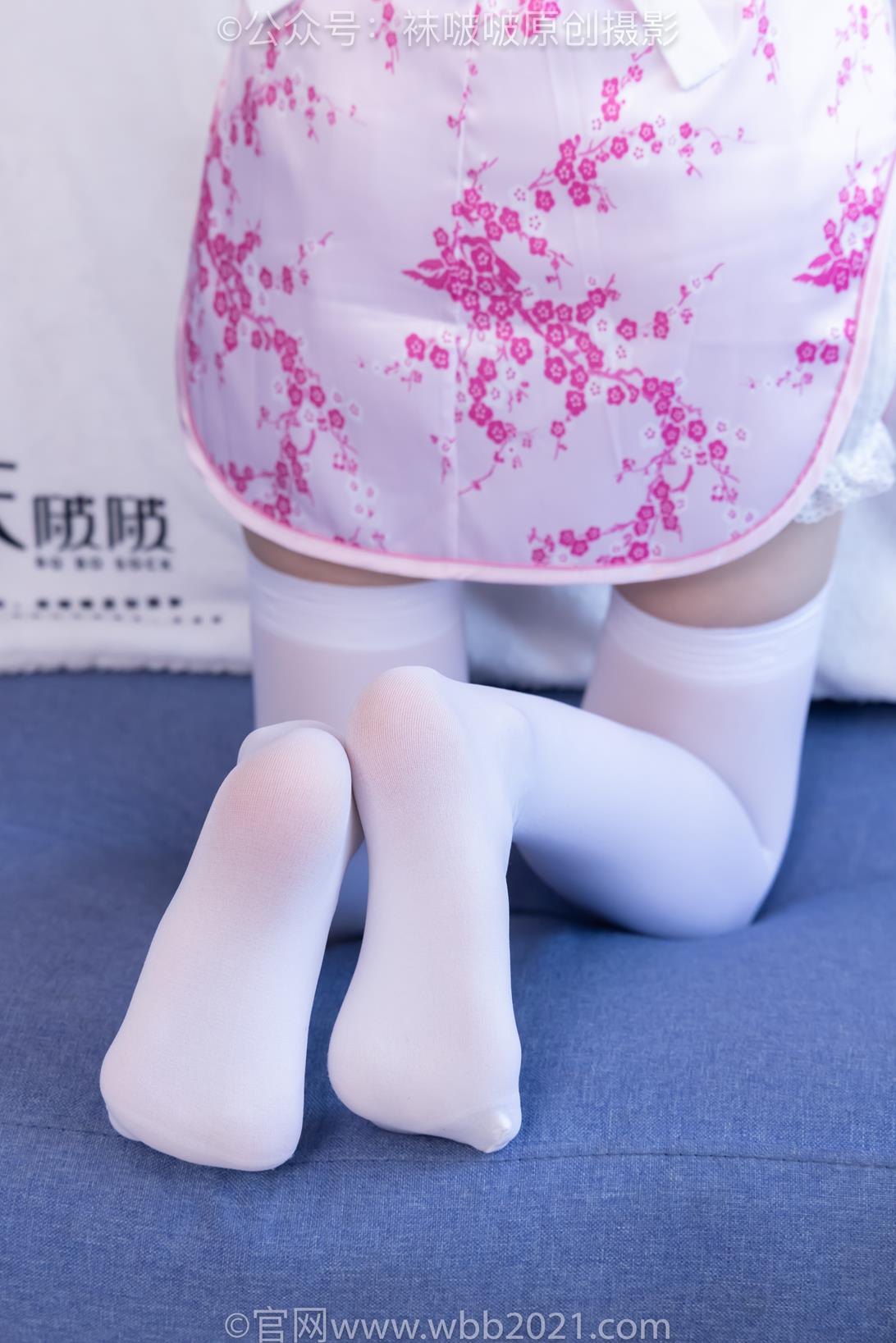 袜啵啵451期：稚予-旗袍、高跟鞋、白色过膝厚白丝[145P/1V/6.67G]插图2
