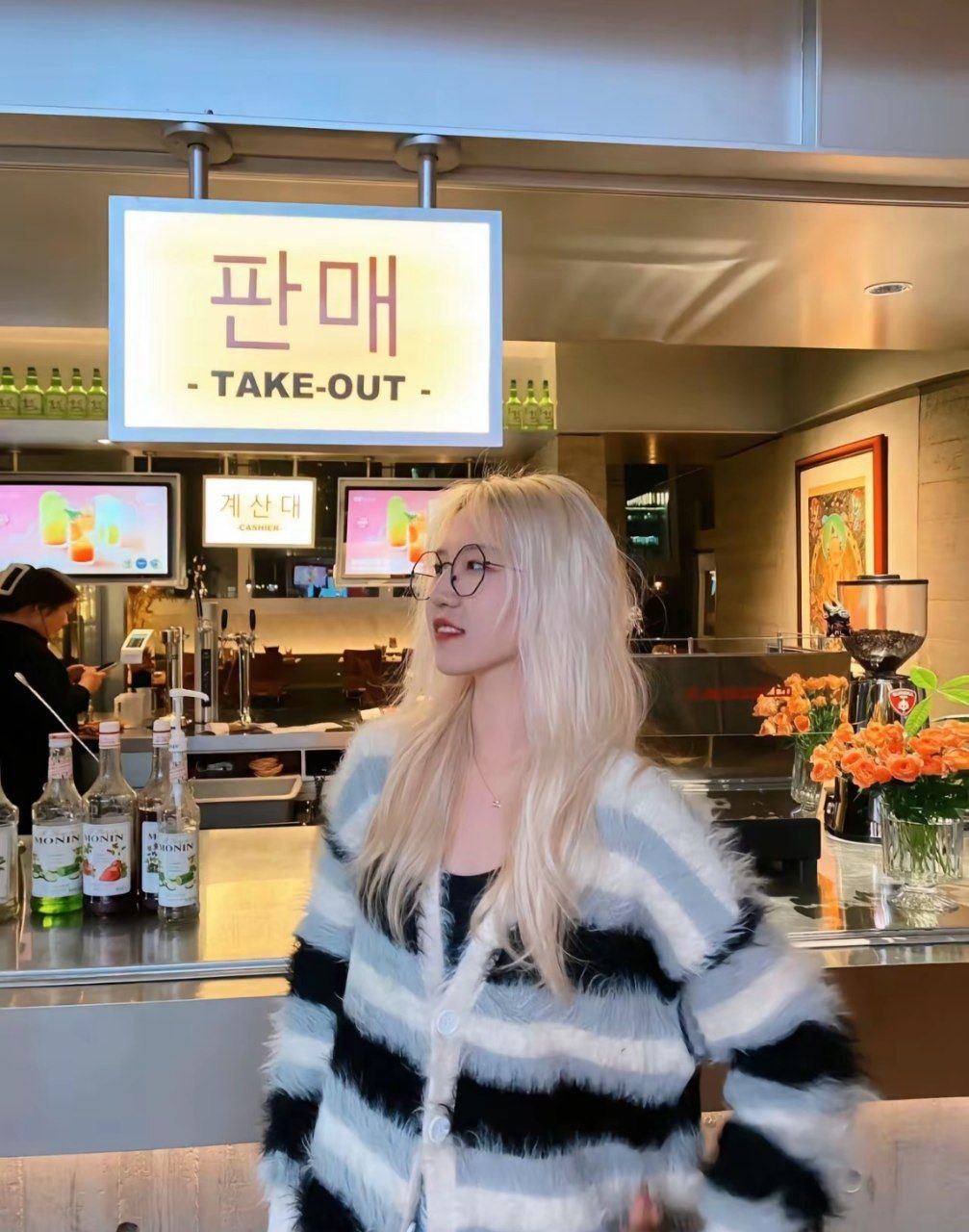 脚模面试脸足同框套路系列-025-27号-大学老师[14P/16V/197MB]插图1