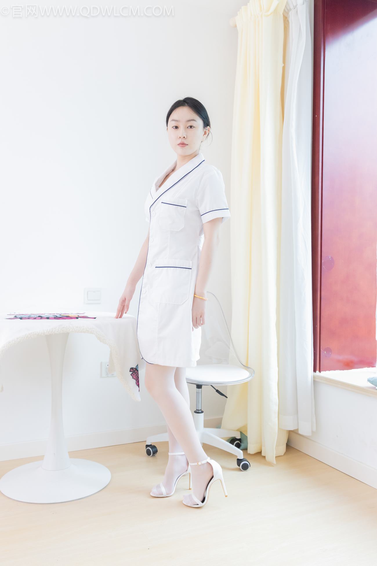 勿恋传媒 NO.2142 美兔-纯与白[150P/1V/4.38GB]插图1