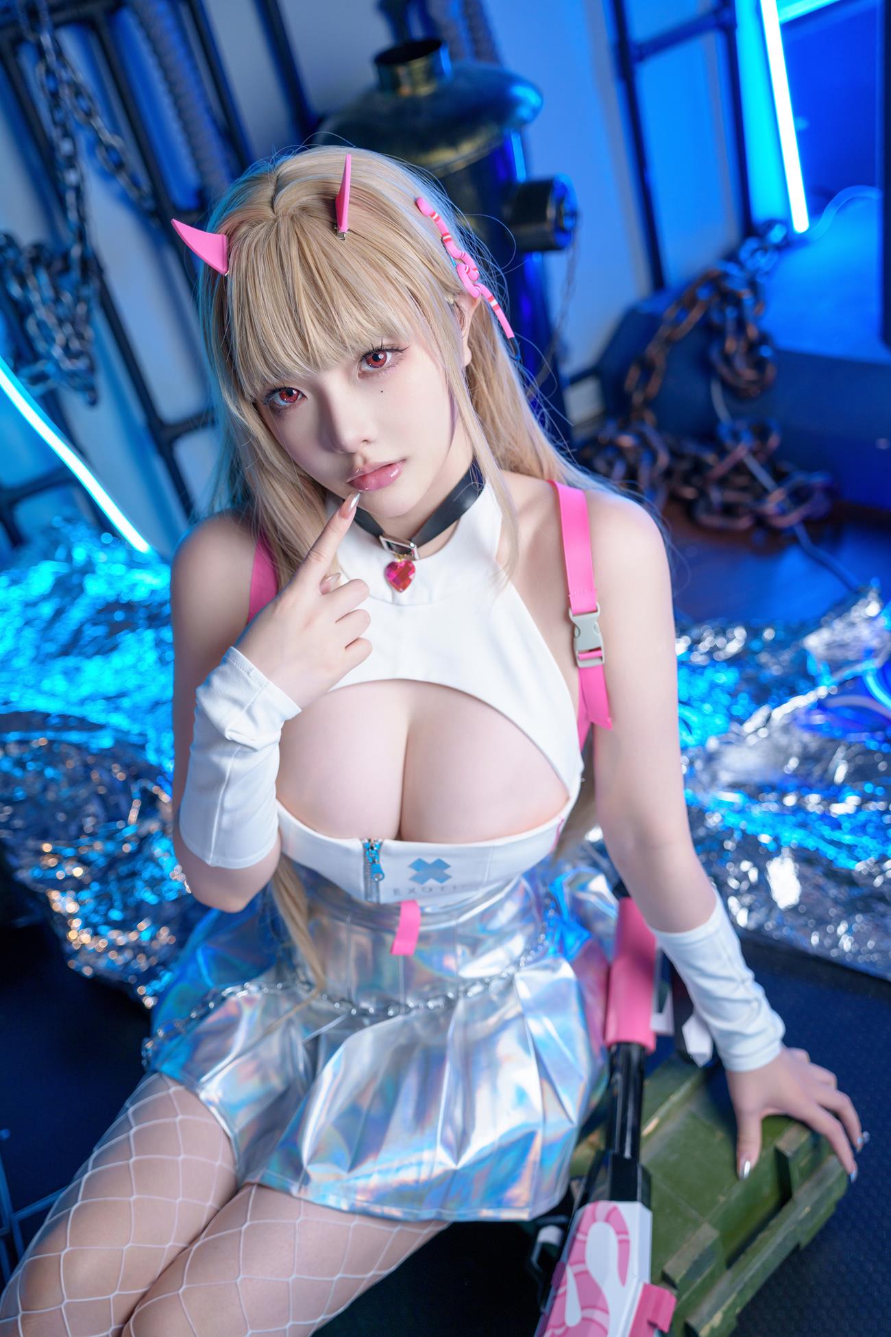 雯妹 – Nikke 毒蛇[36P/925MB]插图3