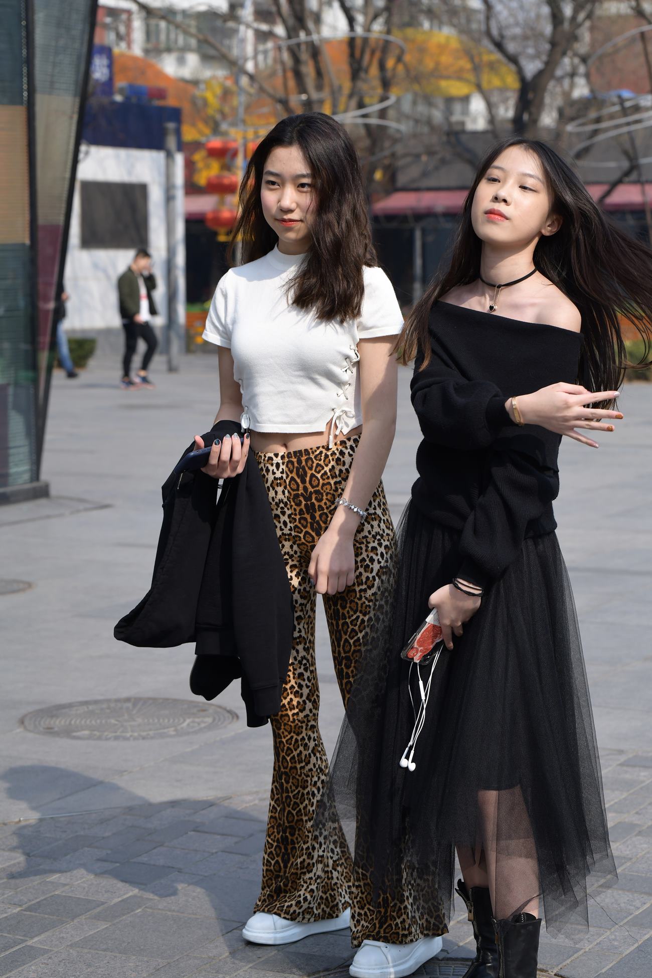 精选街拍作品 NO.4296 复古风豹纹裤[339P/792MB]插图1