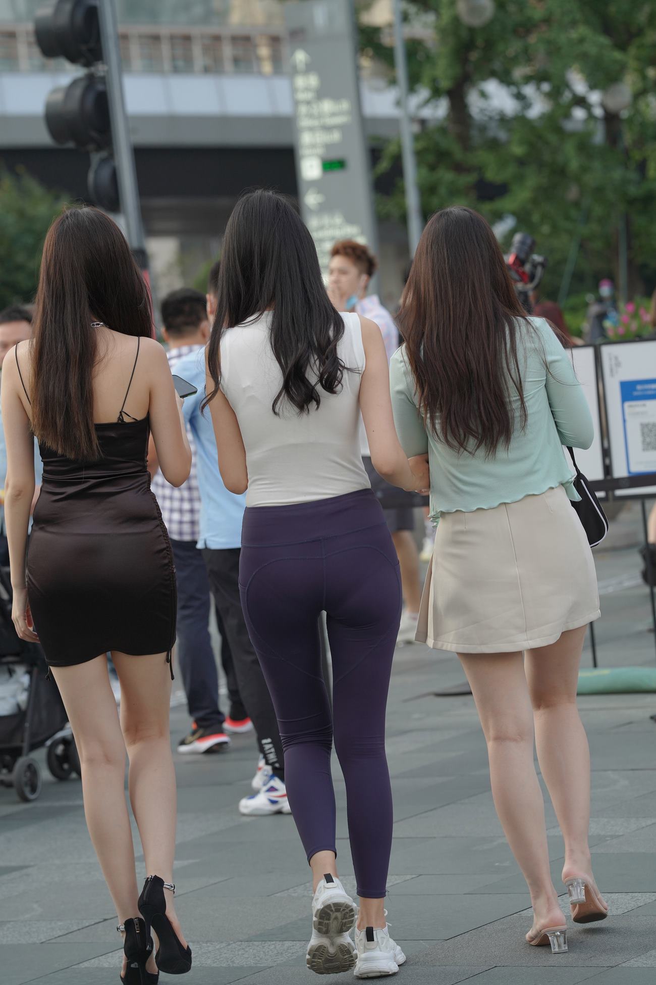 精选街拍作品 NO.4283 瑜伽运动装[72P/191MB]插图2