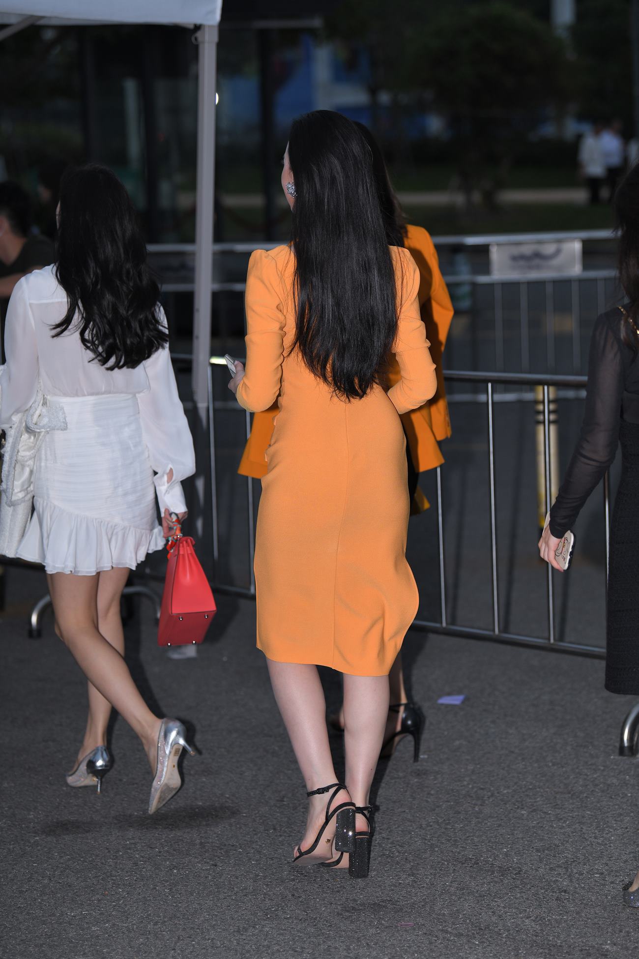 精选街拍作品 NO.4267 简约复古风[93P/289MB]插图3