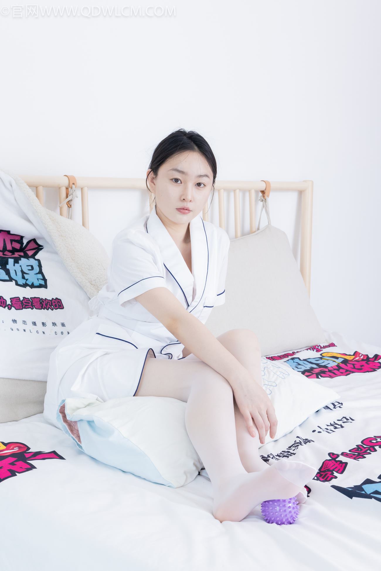 勿恋传媒 NO.2142 美兔-纯与白[150P/1V/4.38GB]插图