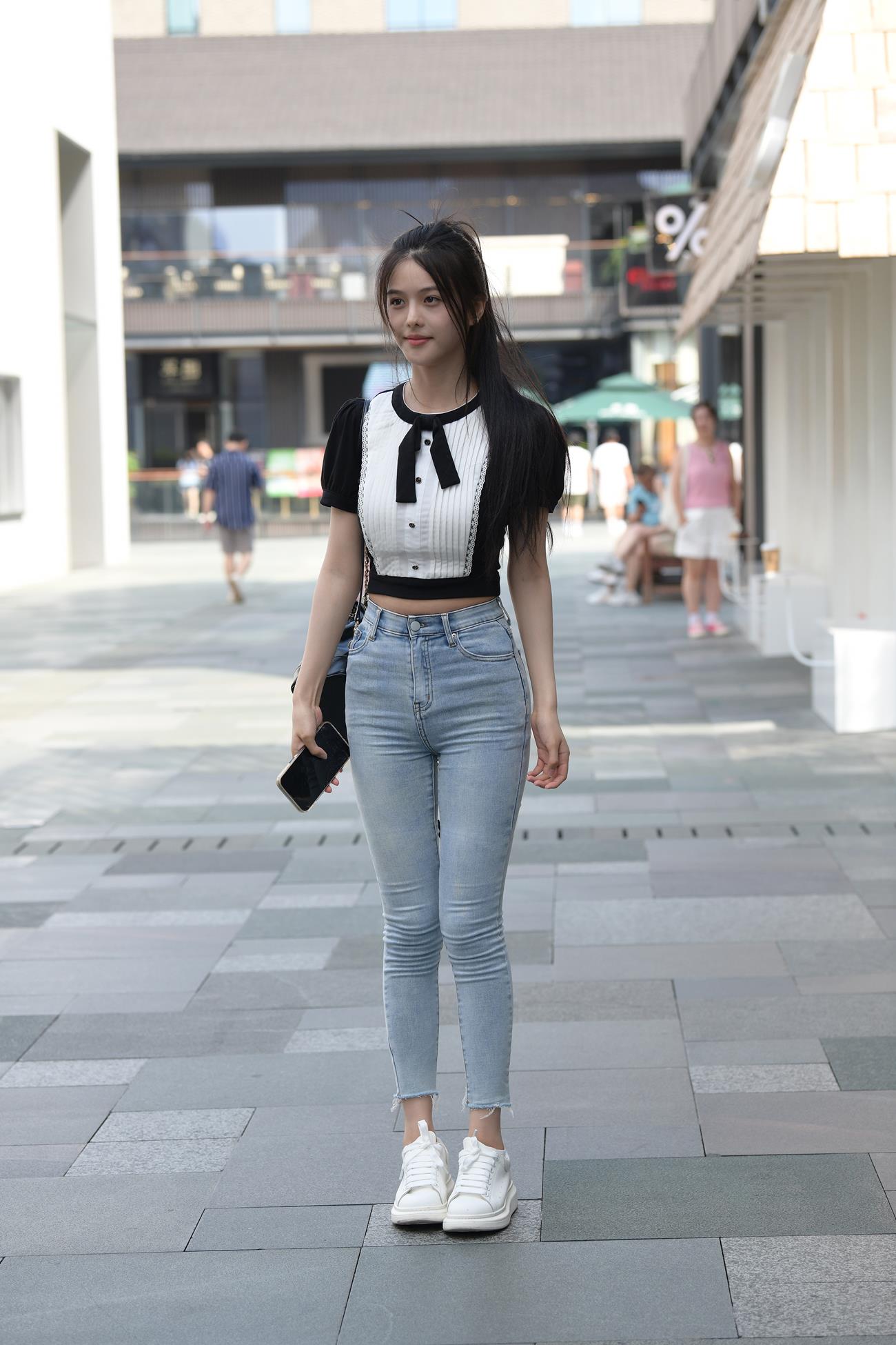 精选街拍作品 NO.4410 清秀可爱邻家小妹[256P/629MB]插图1