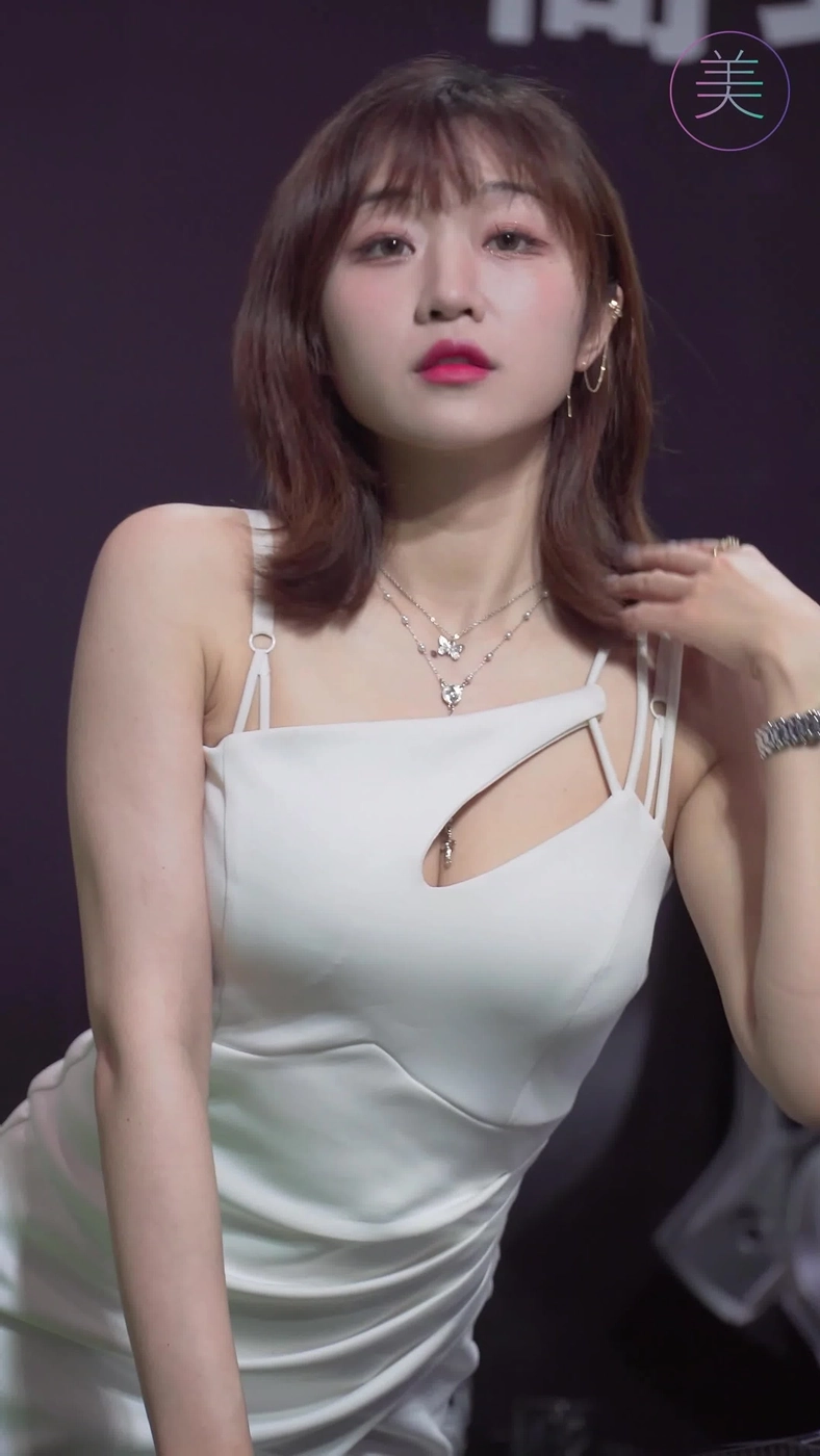 NO.0331 2021 深圳改装车展 Auto Salon Racing Model 49[1V/169MB]插图2