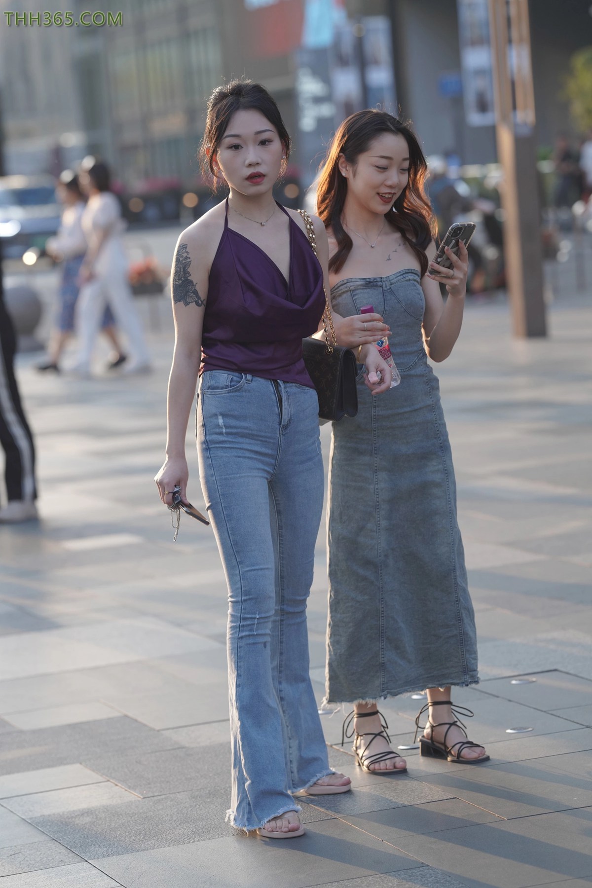 精选街拍作品 NO.4504 高挑喇叭牛仔裤[133P/342MB]插图