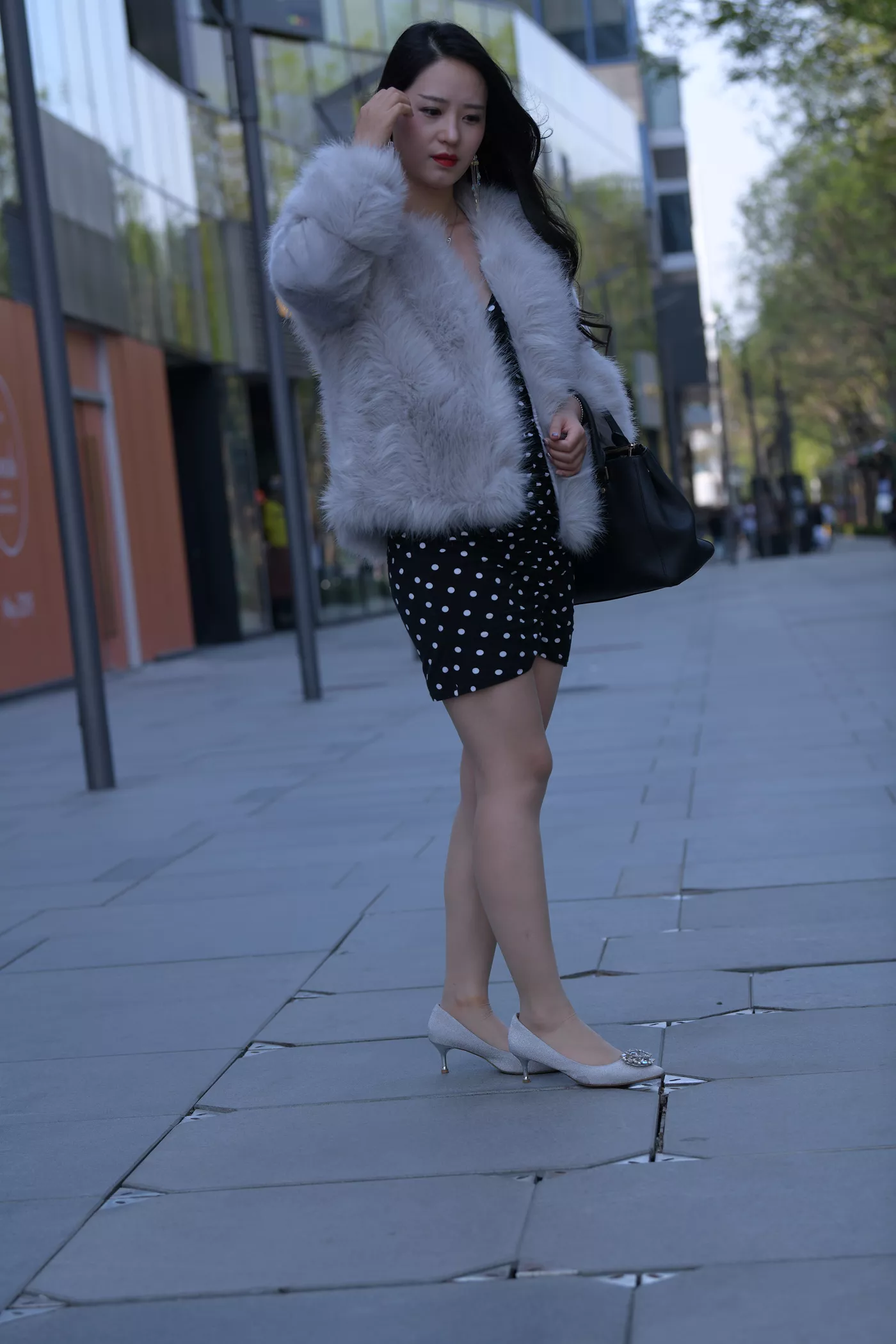 精选街拍作品 NO.4610 知性波点黑裙[263P/535MB]插图1