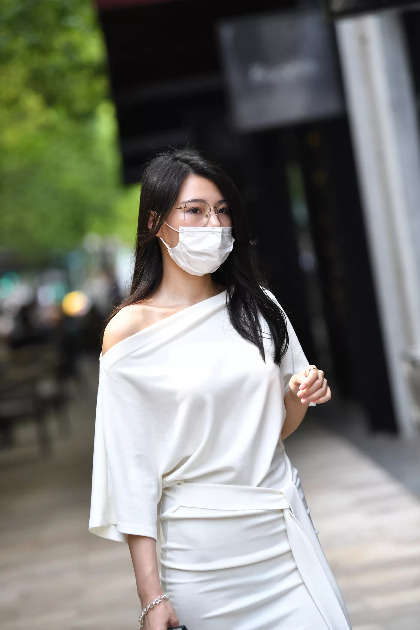 精选街拍作品 NO.4591 端庄白色连衣裙[59P/107MB]插图3