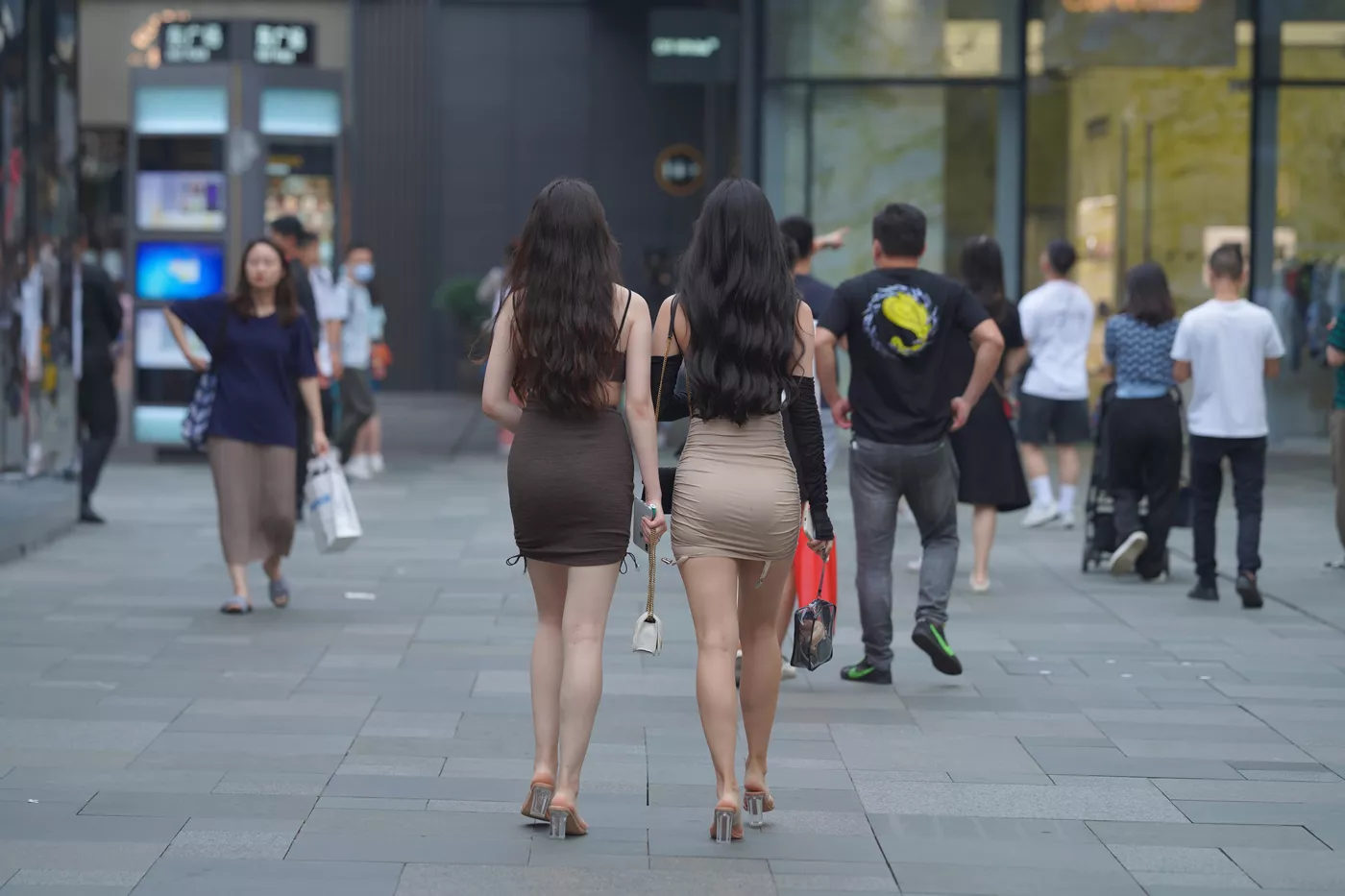 精选街拍作品 NO.4659 吊带裙姐妹花[117P/260MB]插图2