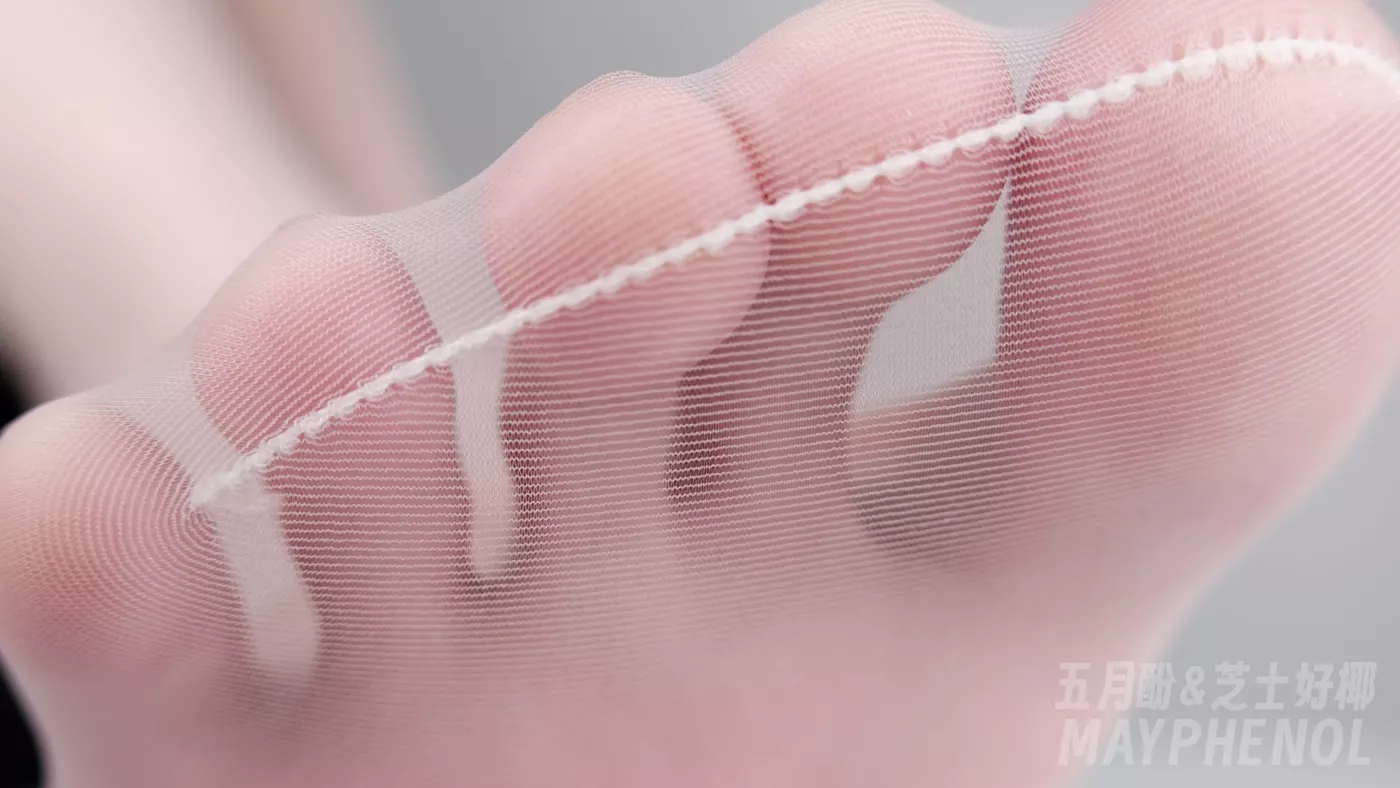 芝士好椰 – 变小了悄悄钻进鞋子里[1V/1.07GB]插图2