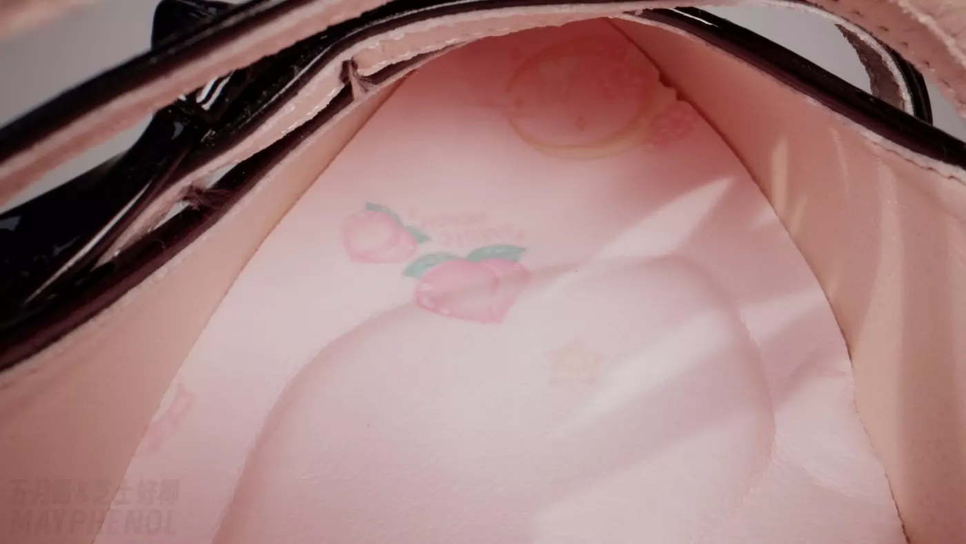 芝士好椰 – 变小了悄悄钻进鞋子里[1V/1.07GB]插图