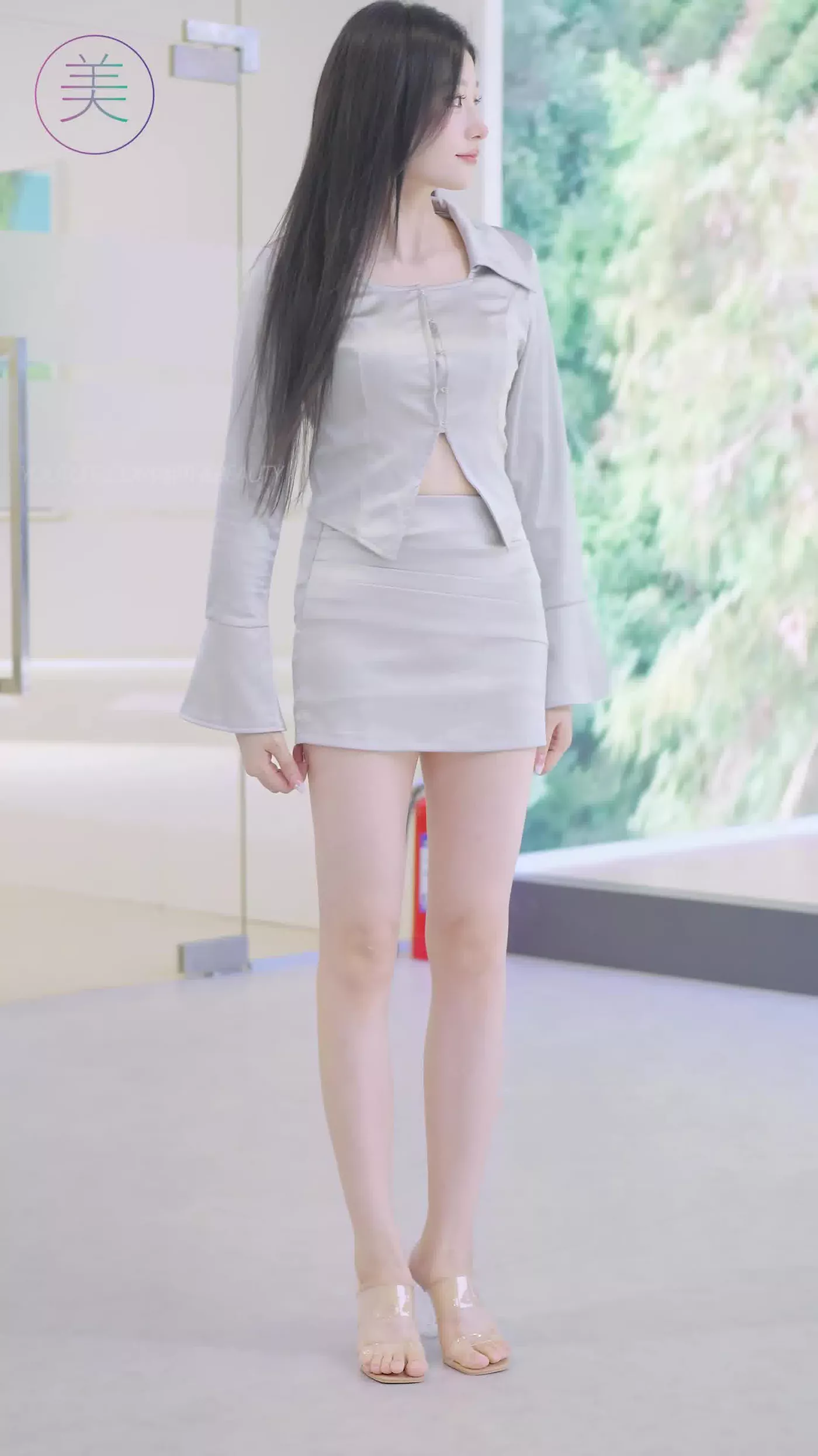 NO.0438 2023 东莞秋季车展 Racing Model 车模抖音网荭随拍车模01[1V/132MB]插图