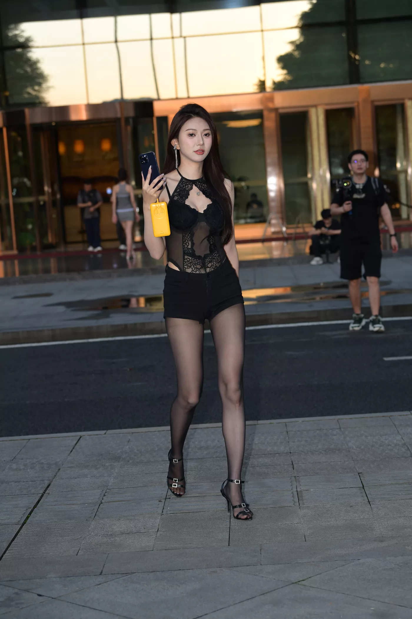 精选街拍作品 NO.4747 黑色短裤魅力透视[73P/141MB]插图