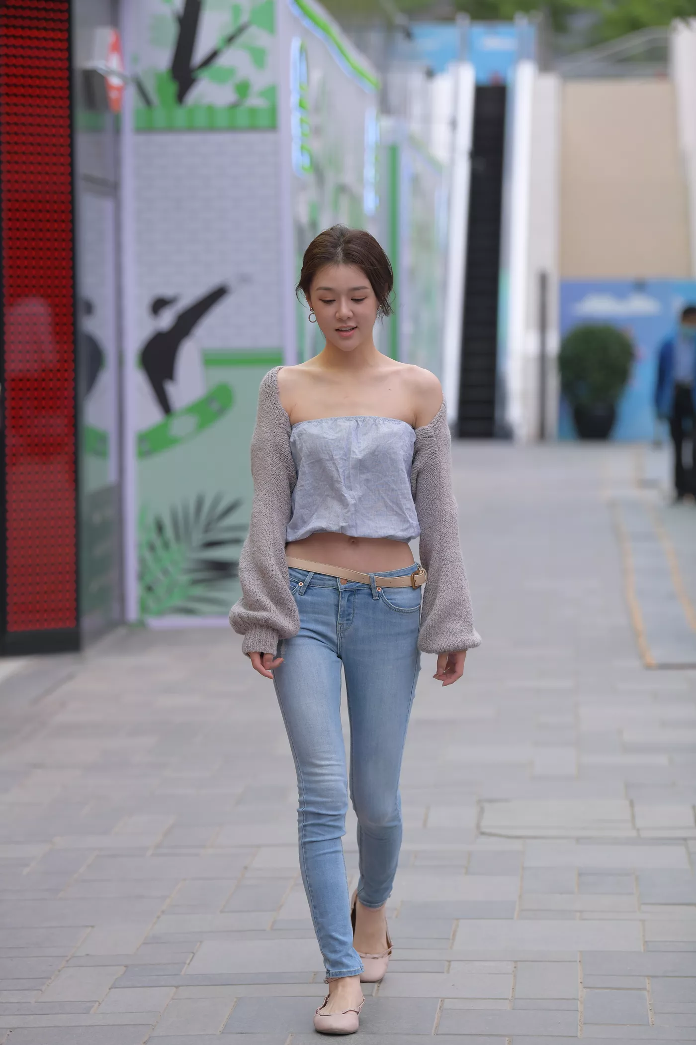 精选街拍作品 NO.4675 温婉甜美小解解[41P/85MB]插图1