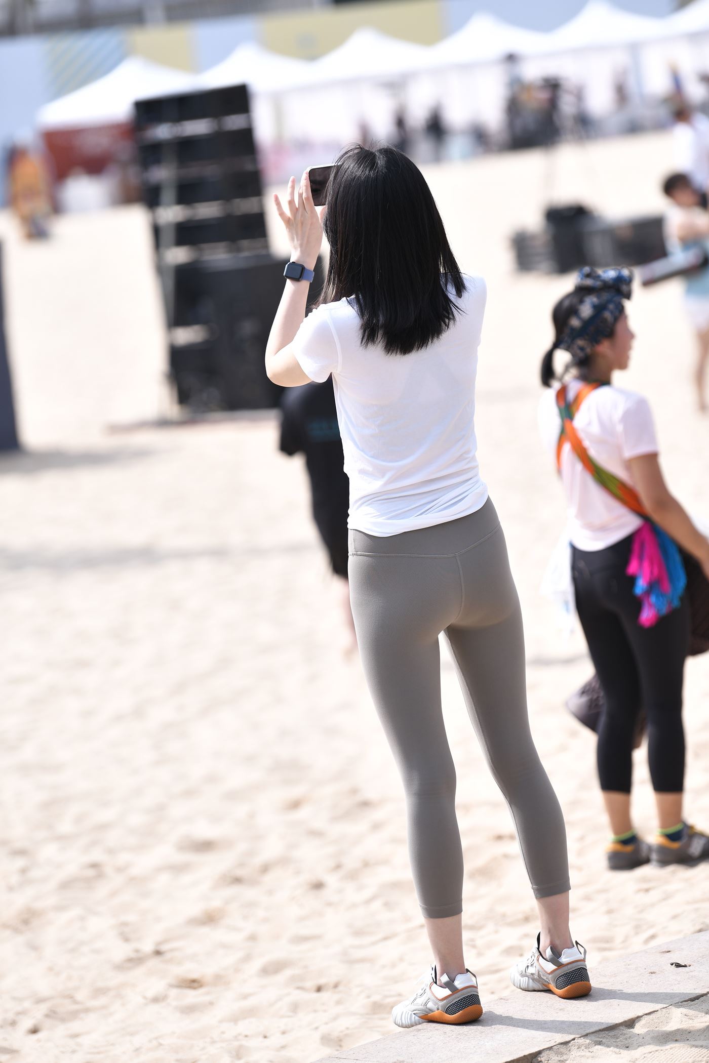 精选街拍作品 NO.4805 简单干练瑜伽裤配T恤[70P/152MB]插图2