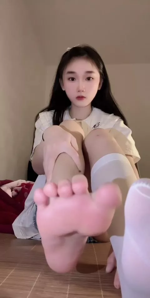 脚模面试脸足同框套路系列-164 [20P/2V/61M]插图3