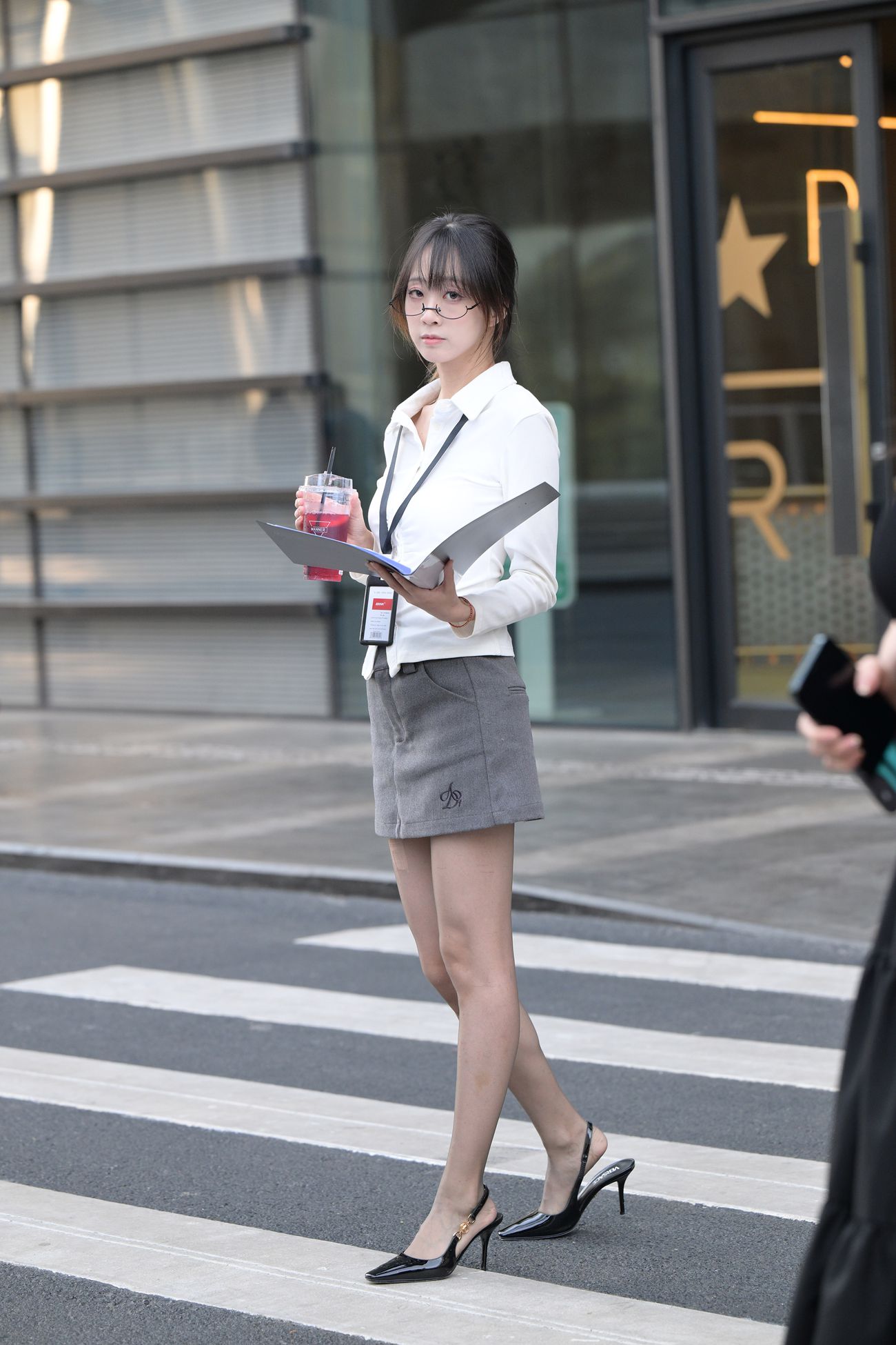 精选街拍作品 NO.5121 衬衫短裙通勤风[171P/409MB]插图1