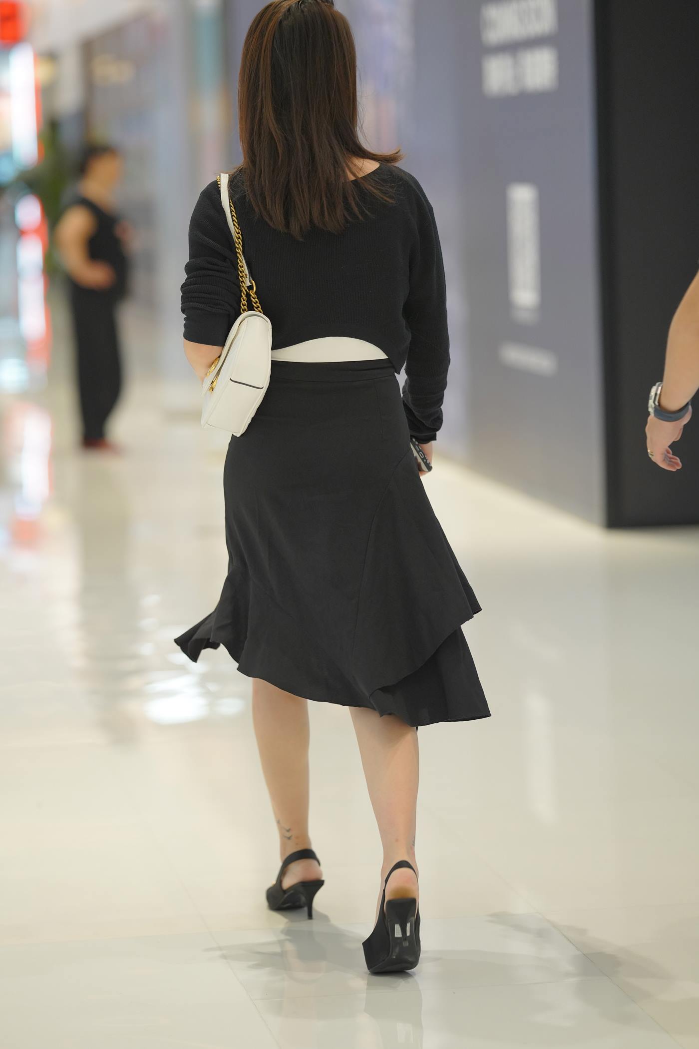 精选街拍作品 NO.5059 精致黑白搭配[124P/341MB]插图1