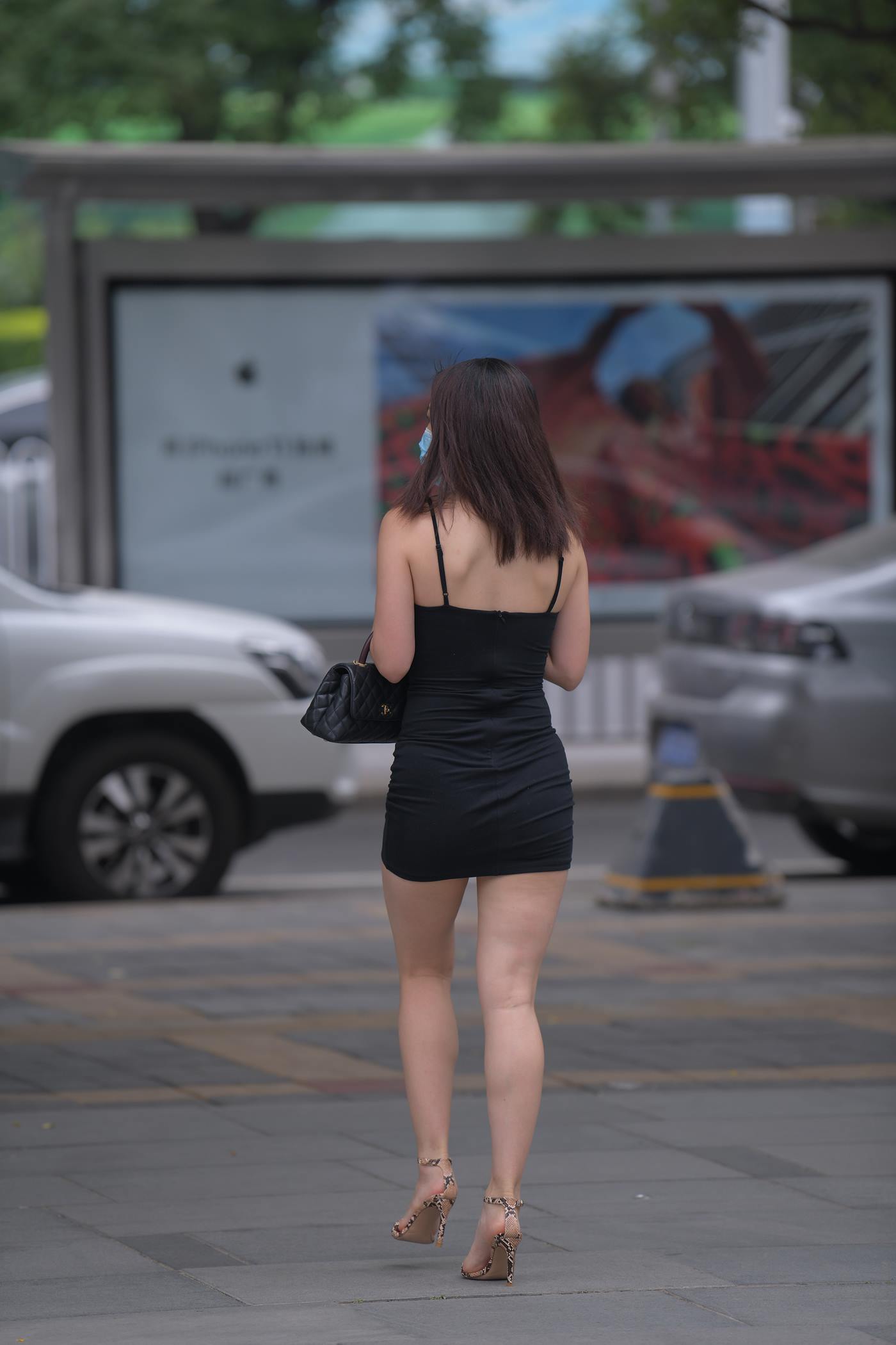 精选街拍作品 NO.5044 简约黑色吊带裙[93P/139MB]插图2