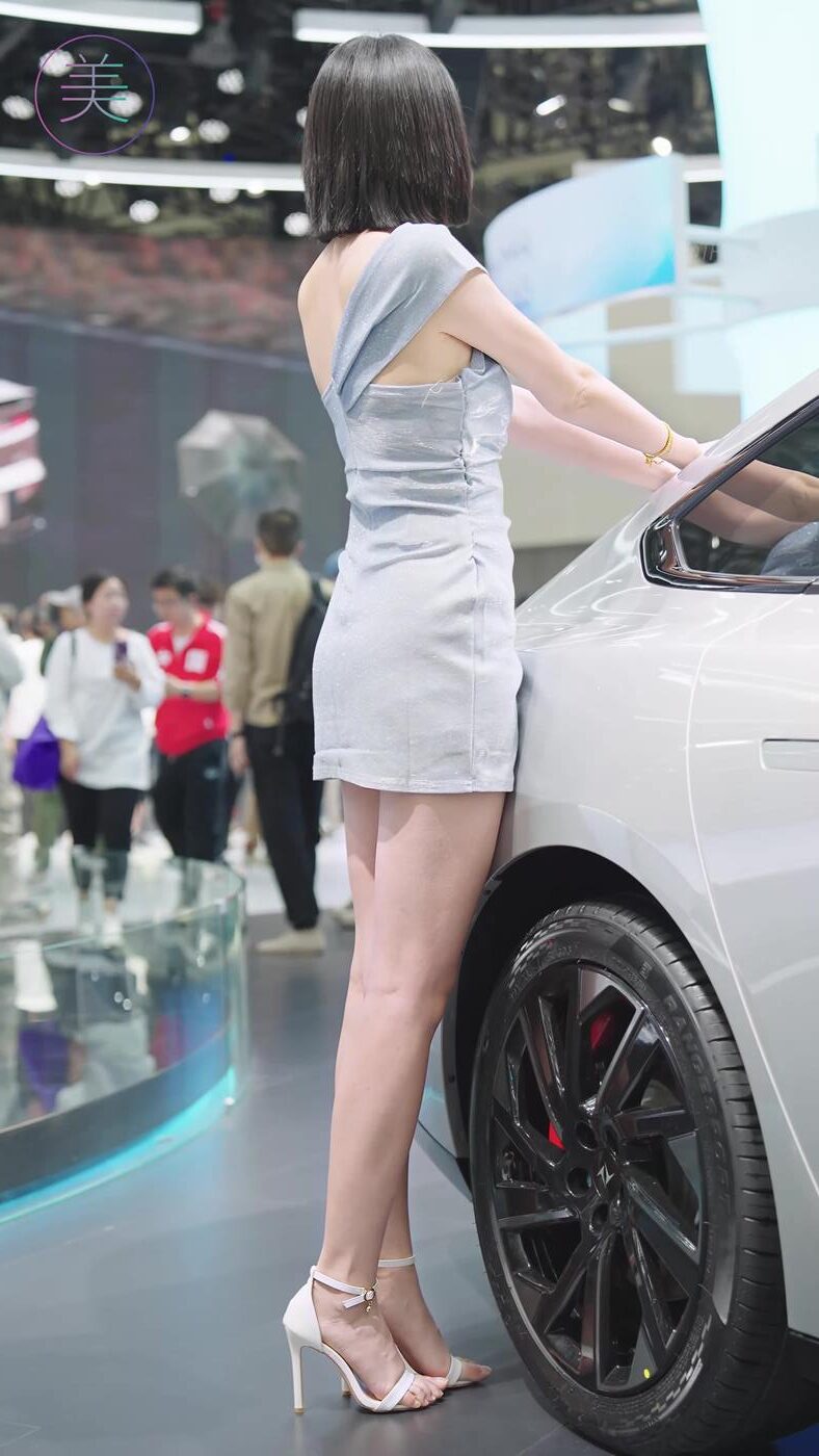 NO.0716 2023 广州车展 Racing Model 车模抖音网荭随拍38[1V/384MB]插图1