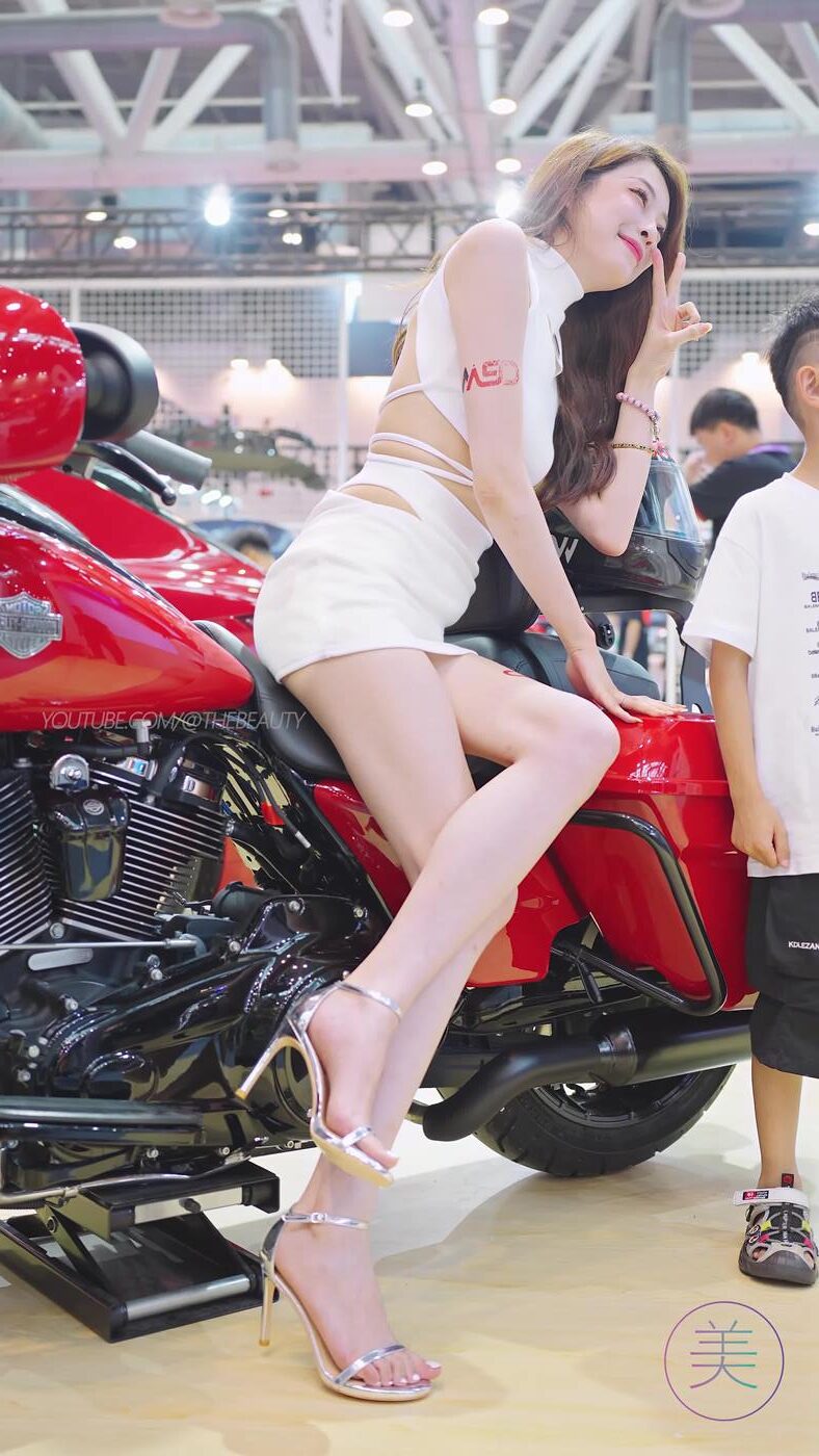 NO.0704 2023 苏州GTSHOW改装车展 Auto Salon Racing Model 95[1V//369MB]插图2