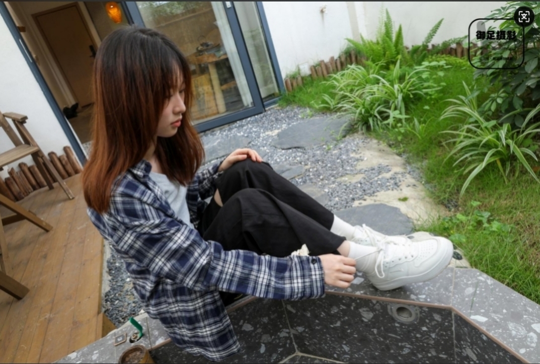 御足摄影：24期 花季停留 图包+视频 [85P/1V/3.05G]插图