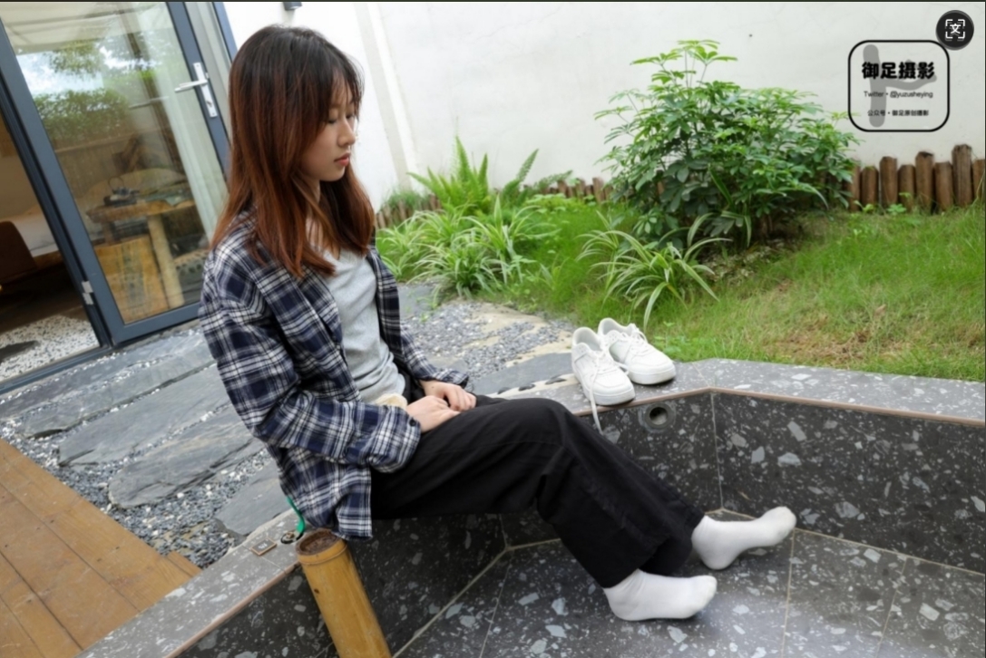 御足摄影：24期 花季停留 图包+视频 [85P/1V/3.05G]插图2