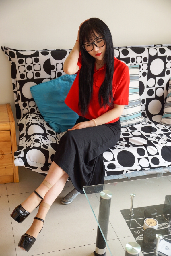 原创丝族视频出品 #居家#网荭主播#高跟鞋#脚尖透明丝[1V/1.32G]插图1