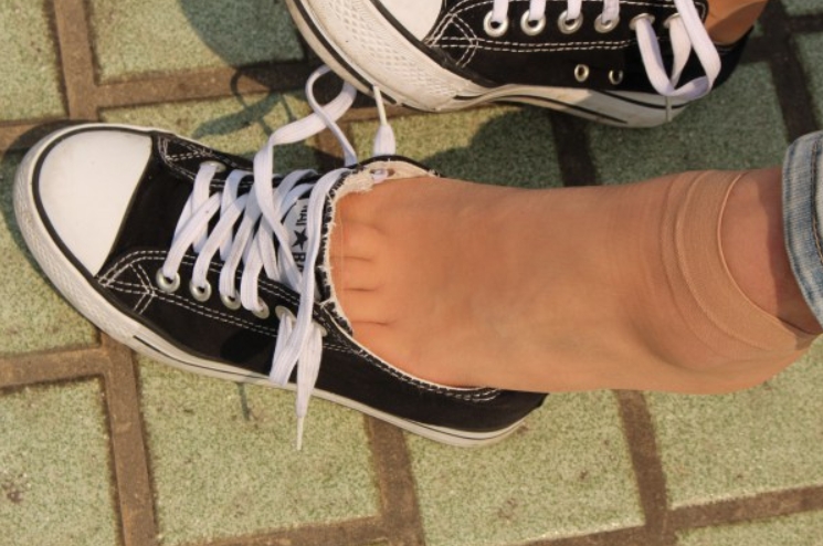 校园视频出品 大一的小解解这种搭配我实在太喜欢了[1V/1.12G]插图4