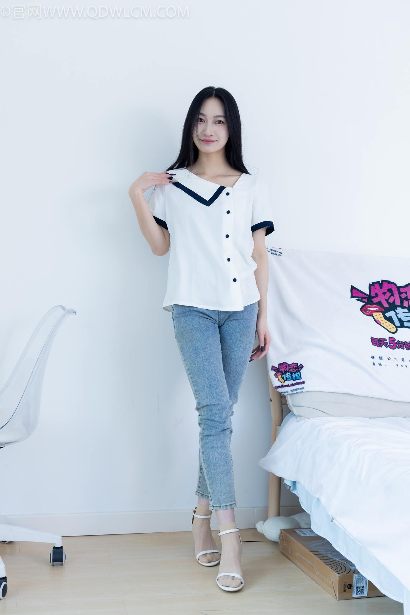 勿恋传媒 NO.2280 小影-高跟凉鞋、短肉丝[159P/1V/4.16GB]插图1