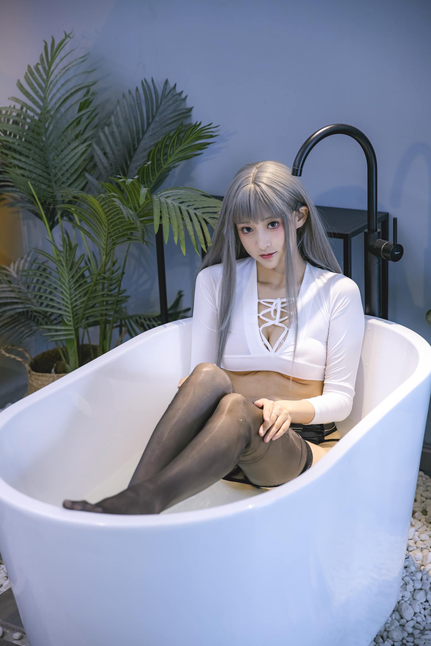 冬马路纱 – 浴缸湿身黑丝[23P/410MB]插图3