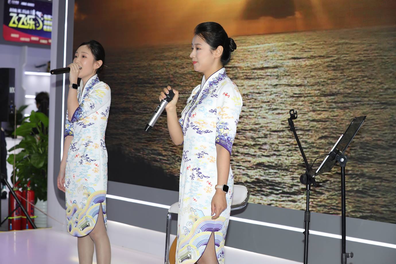 精选街拍作品 NO.5301 至服展[901P/1.30GB]插图2