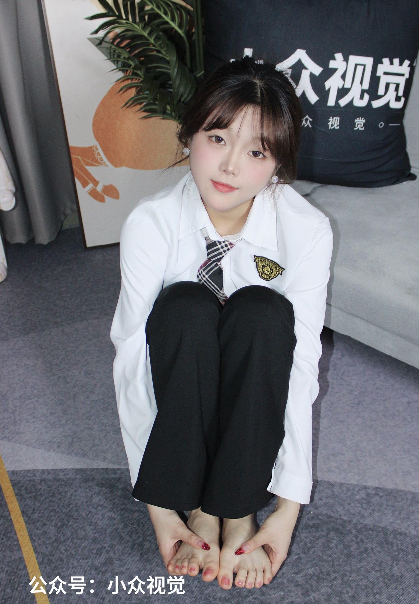 小众视觉 小薯条校服型正装[109P/1V/4.33G]插图1