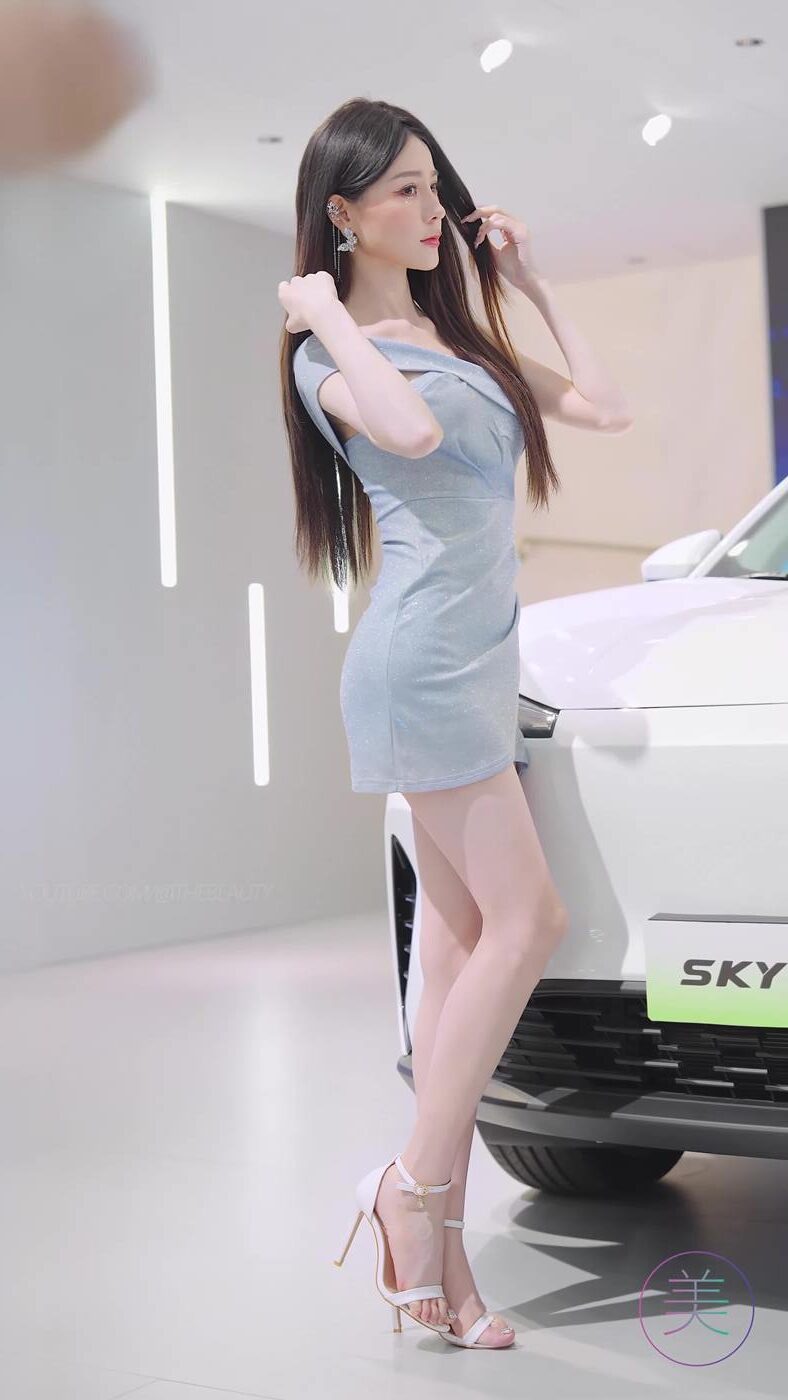 NO.0811 2023 广州车展 Racing Model 车模抖音网荭随拍63[1V/333MB]插图1