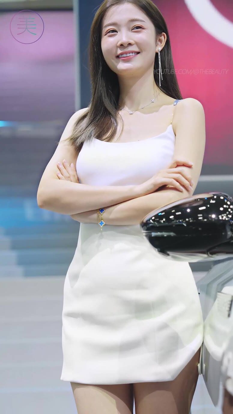 NO.0905 2023 广州车展 Racing Model 车模抖音网荭随拍105[1V/227MB]插图3