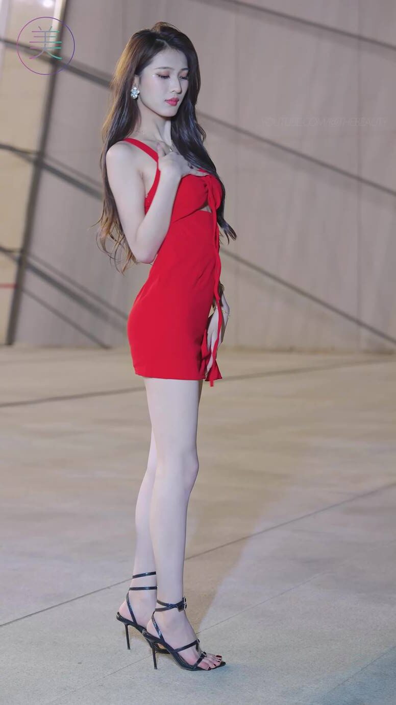 NO.0902 2023 广州车展 Racing Model 车模抖音网荭随拍102[1V/600MB]插图1