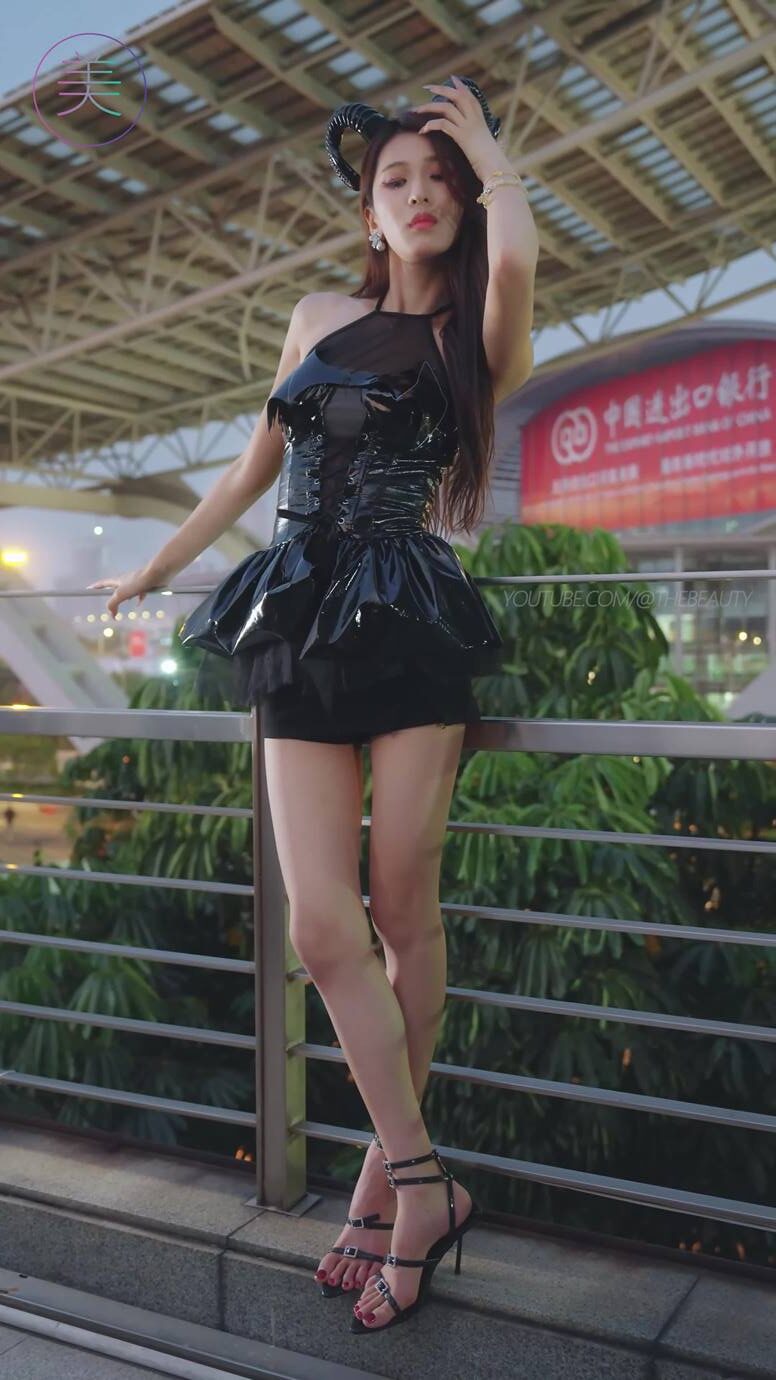 NO.0871 2023 广州车展 Racing Model 车模抖音网荭随拍93[1V/246MB]插图2