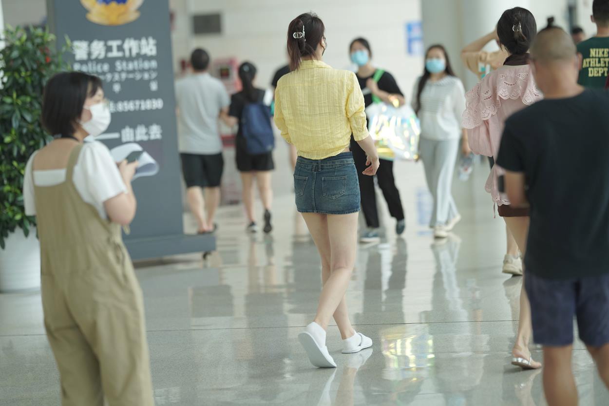 精选街拍作品 NO.5390 休闲装配短裙[97P/209MB]插图