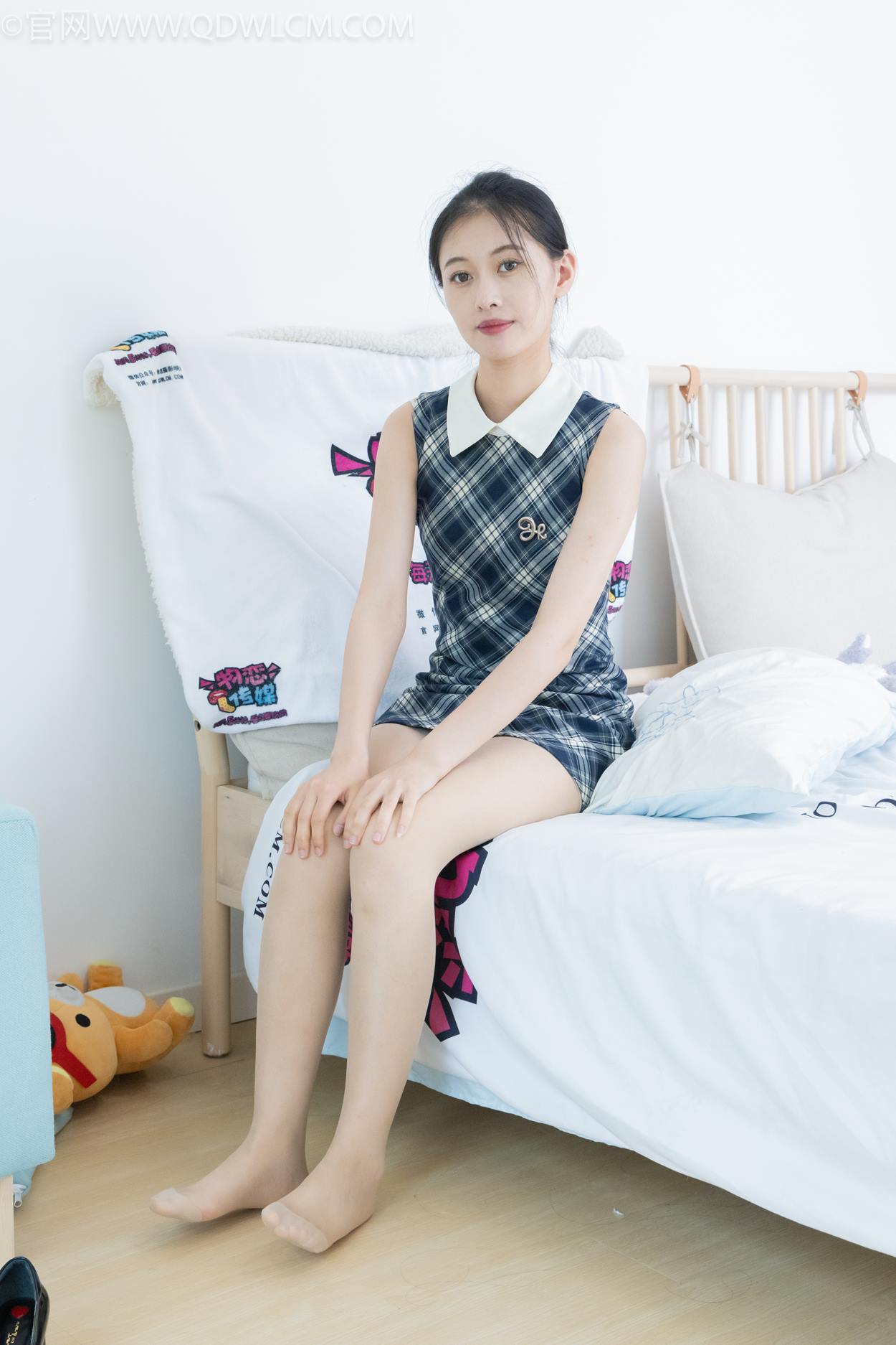 勿恋传媒 NO.2327 小优-高跟鞋、薄肉丝[152P/1V/4.88GB]插图1