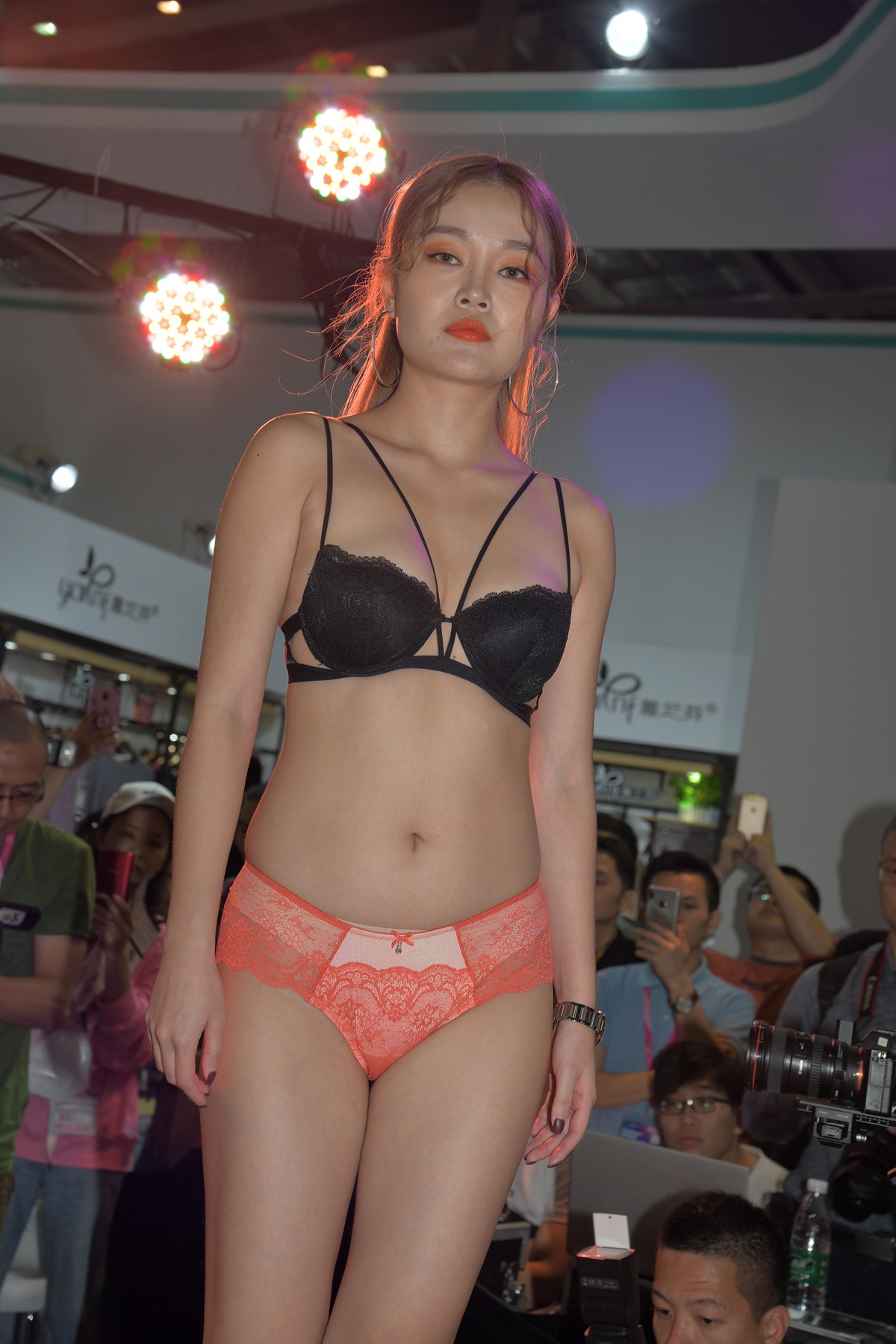 精选街拍作品 NO.5313 2019深圳内一展合辑[3235P/8.48GB]插图2