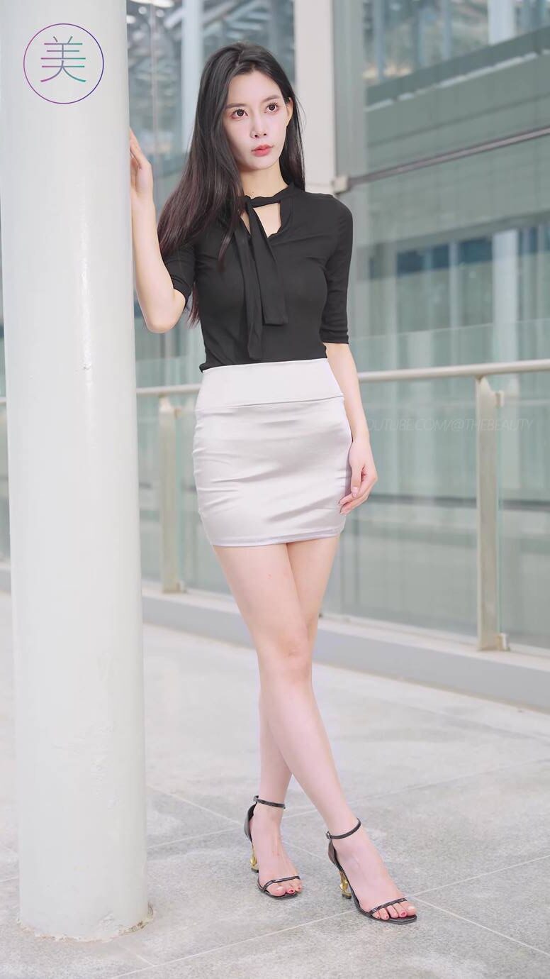 NO.0963 2023 广州车展 Racing Model 车模抖音网荭随拍135[1V/600MB]插图1