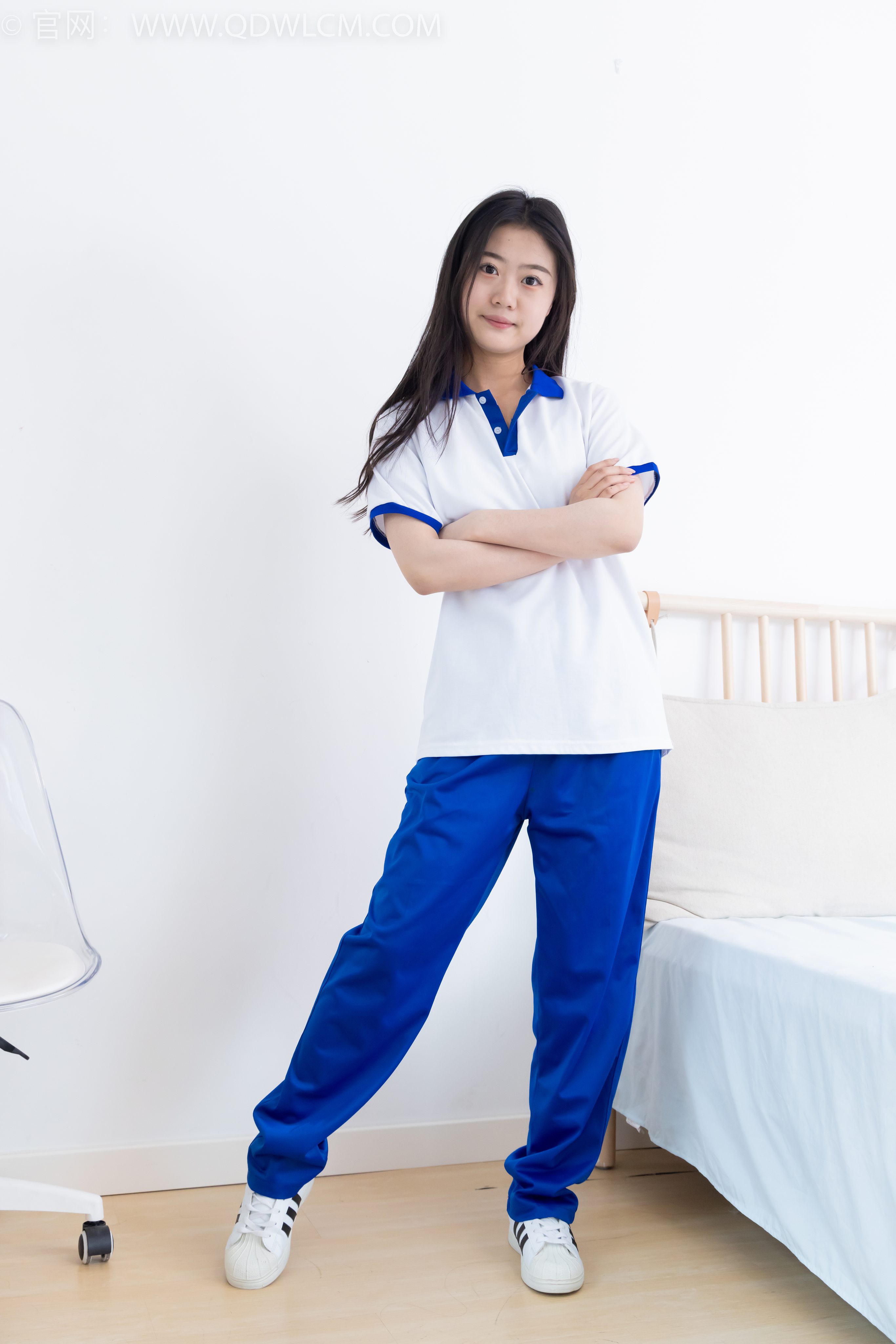 物恋2368期：芋头-板鞋、白棉袜、裸足（粉色美甲）芋头[150P/1V/3.61G]插图6