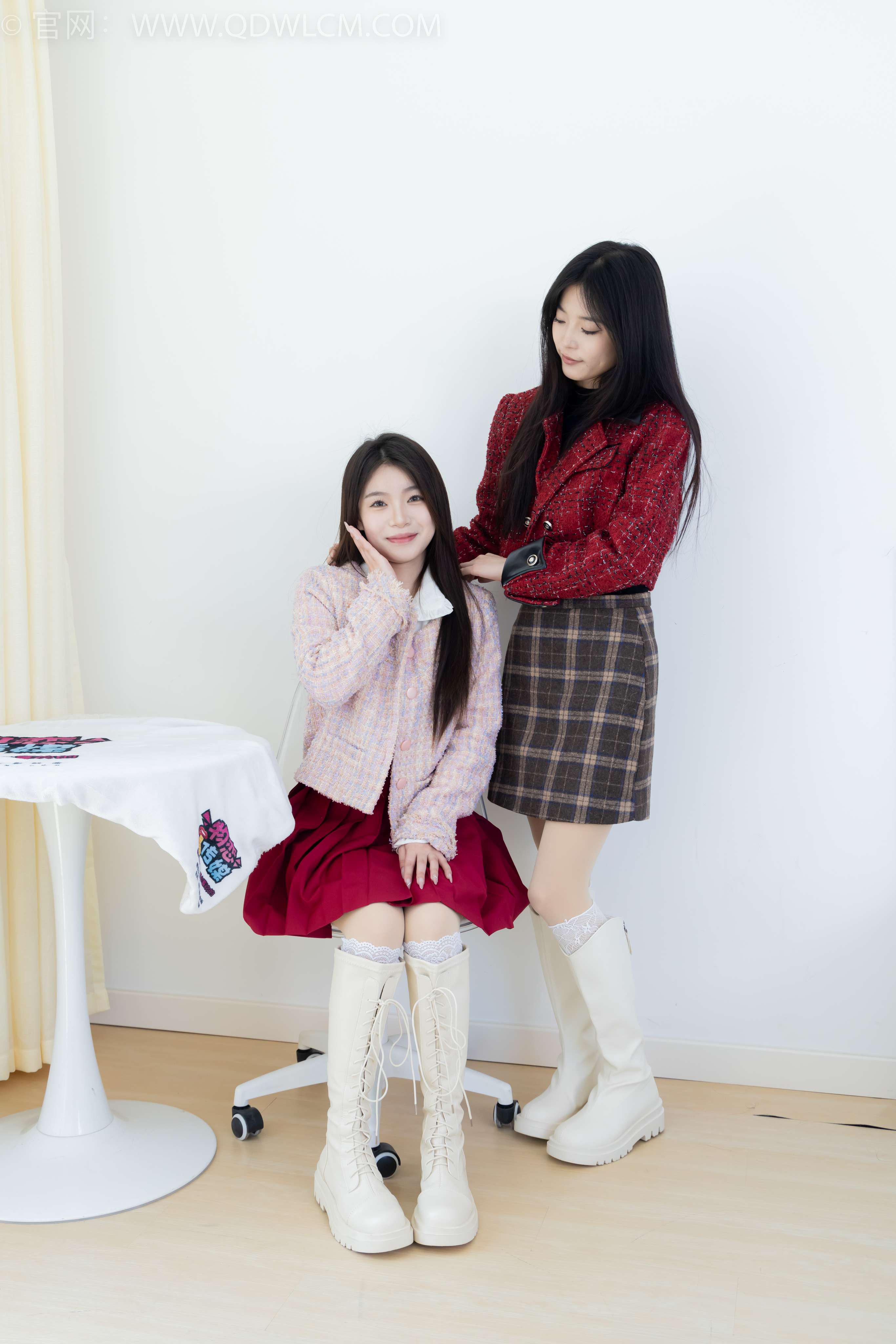 物恋2375期：获苓闪闪-长靴、白棉袜、厚肉丝、互相脱鞋子以及斗脚剧[170P/1V/5G]插图2